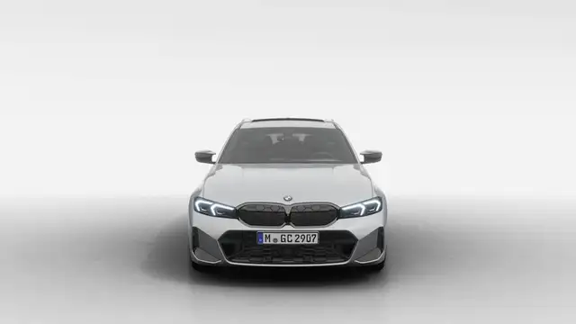 BMW 3 Series view 3