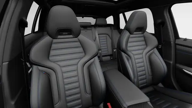 BMW 3 Series view 11