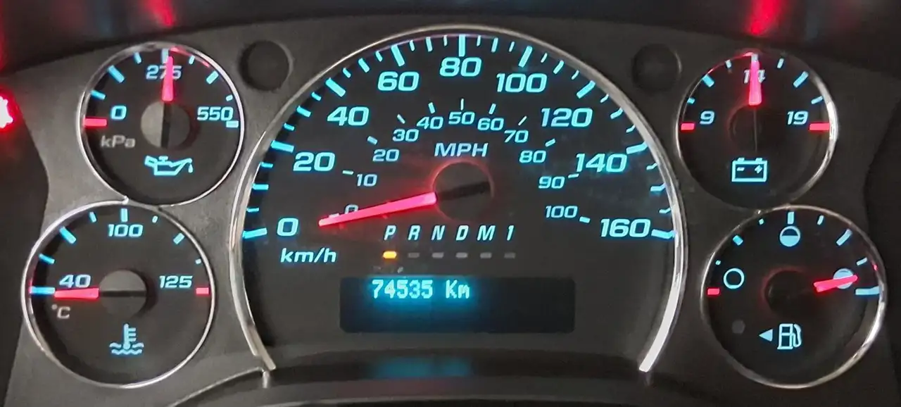 GMC Savana снимка GMC Savana