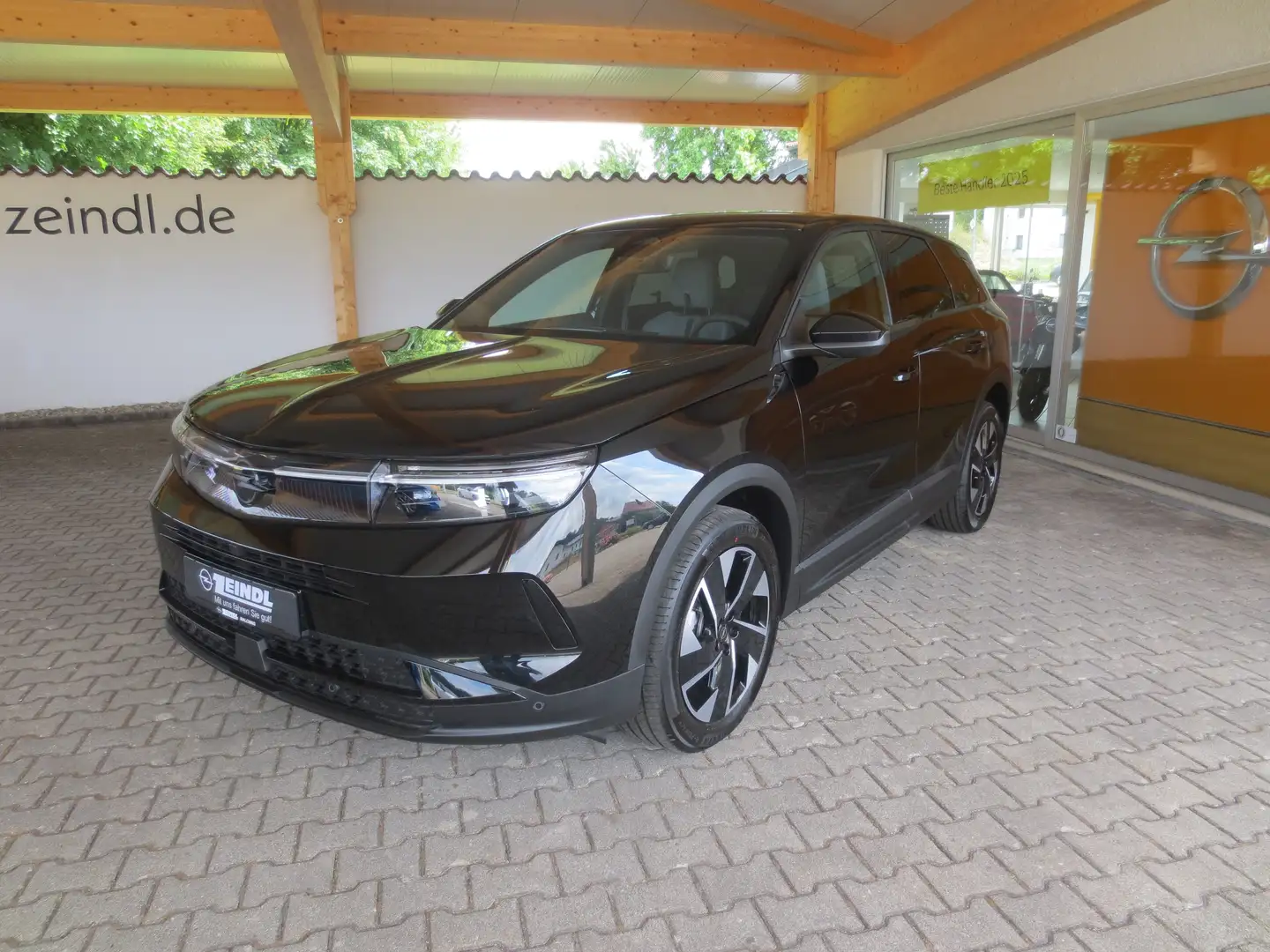 Opel Grandland GS MHEV 48V AT/Matrix/Navi/ACC/SHZ+LHZ/RFK/PDC/19" Noir - 1