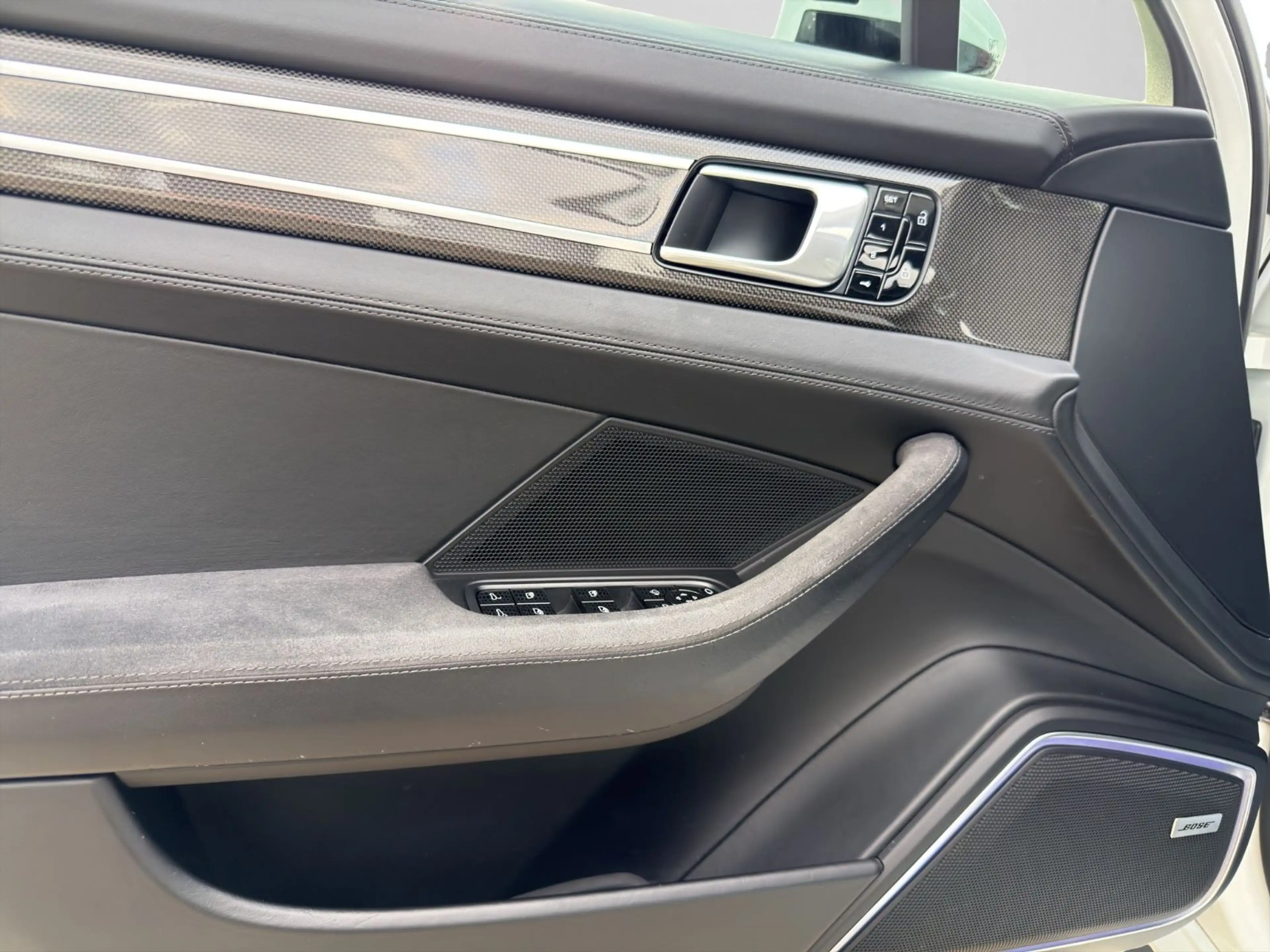 Porsche Panamera GTS*BOSE*PANO*360°PDLS+*CHRONO*SPORT-DE — photo 13