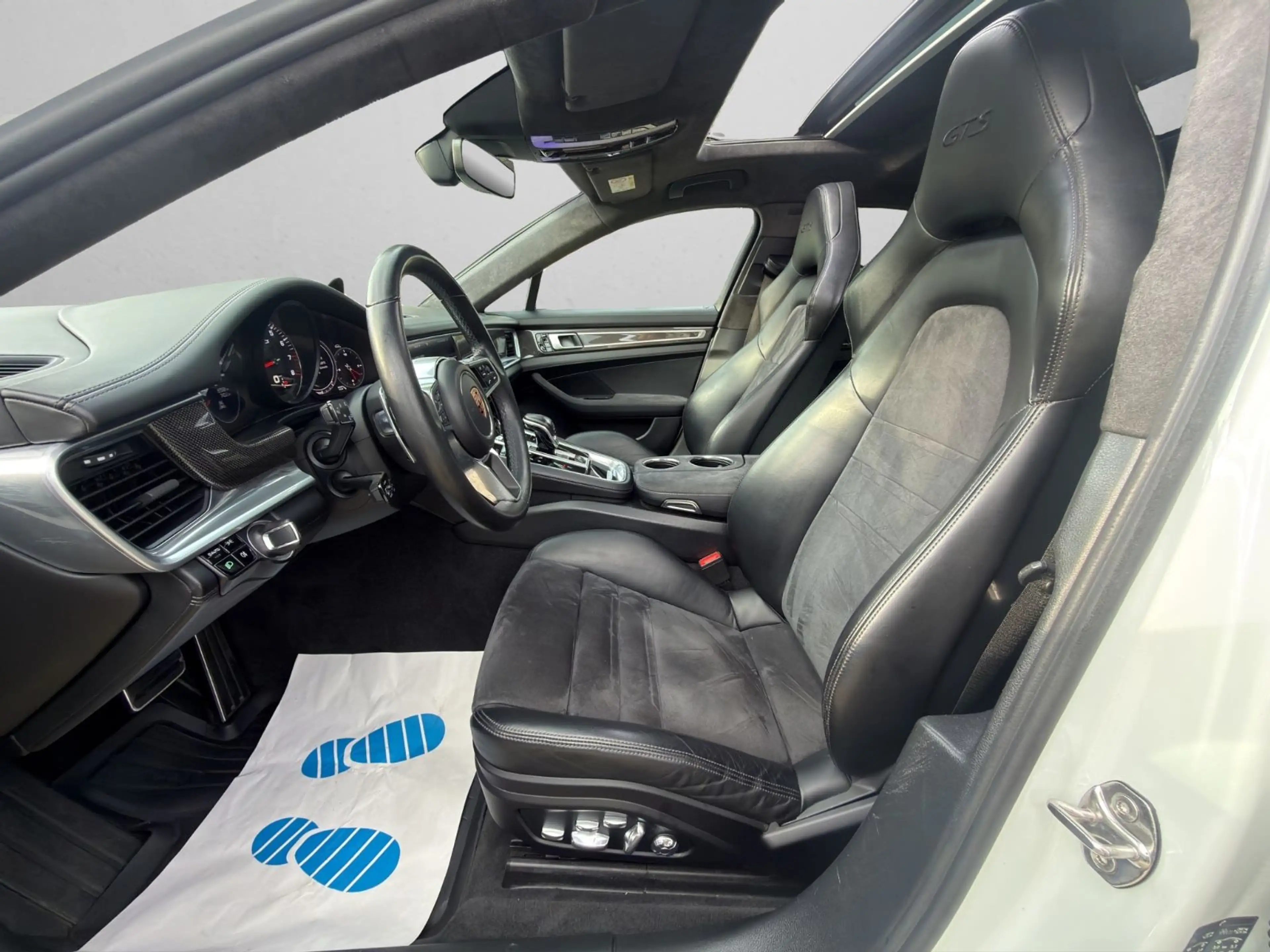 Porsche Panamera GTS*BOSE*PANO*360°PDLS+*CHRONO*SPORT-DE — photo 10