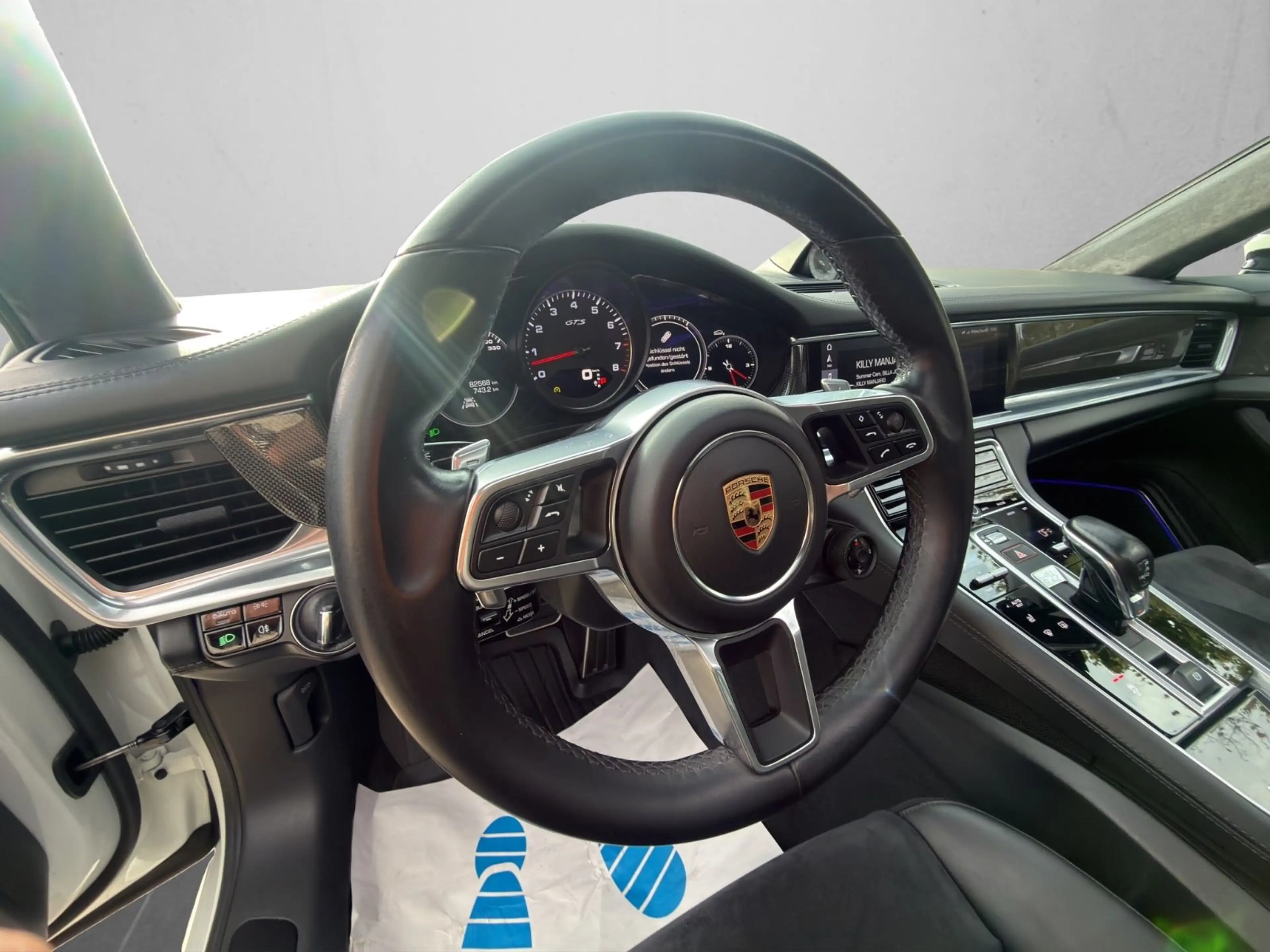 Porsche Panamera GTS*BOSE*PANO*360°PDLS+*CHRONO*SPORT-DE — photo 11