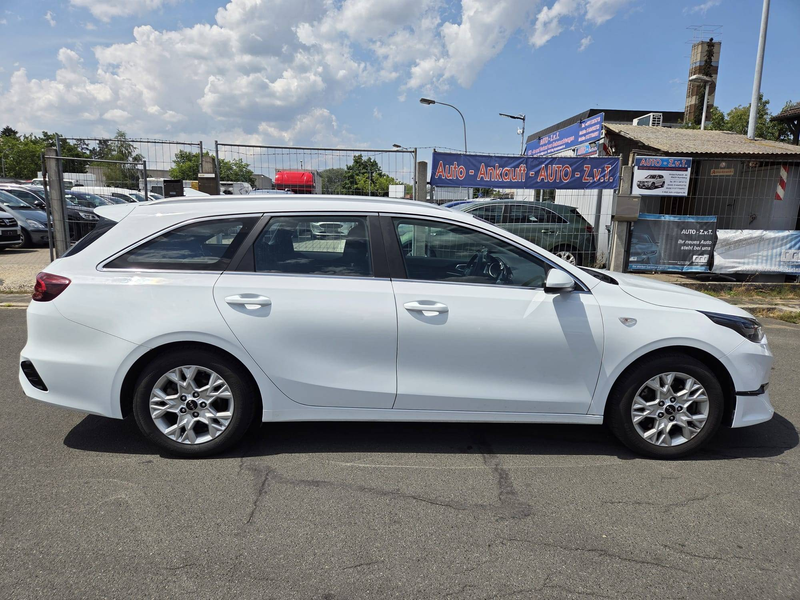 Kia Ceed SW / cee'd SW Ceed SW Diesel 1.6 CRDi (48V Mild-Hybrid) Vision — photo 7