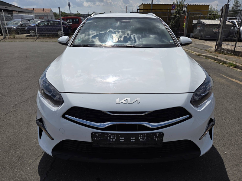Kia Ceed SW / cee'd SW Ceed SW Diesel 1.6 CRDi (48V Mild-Hybrid) Vision — photo 8