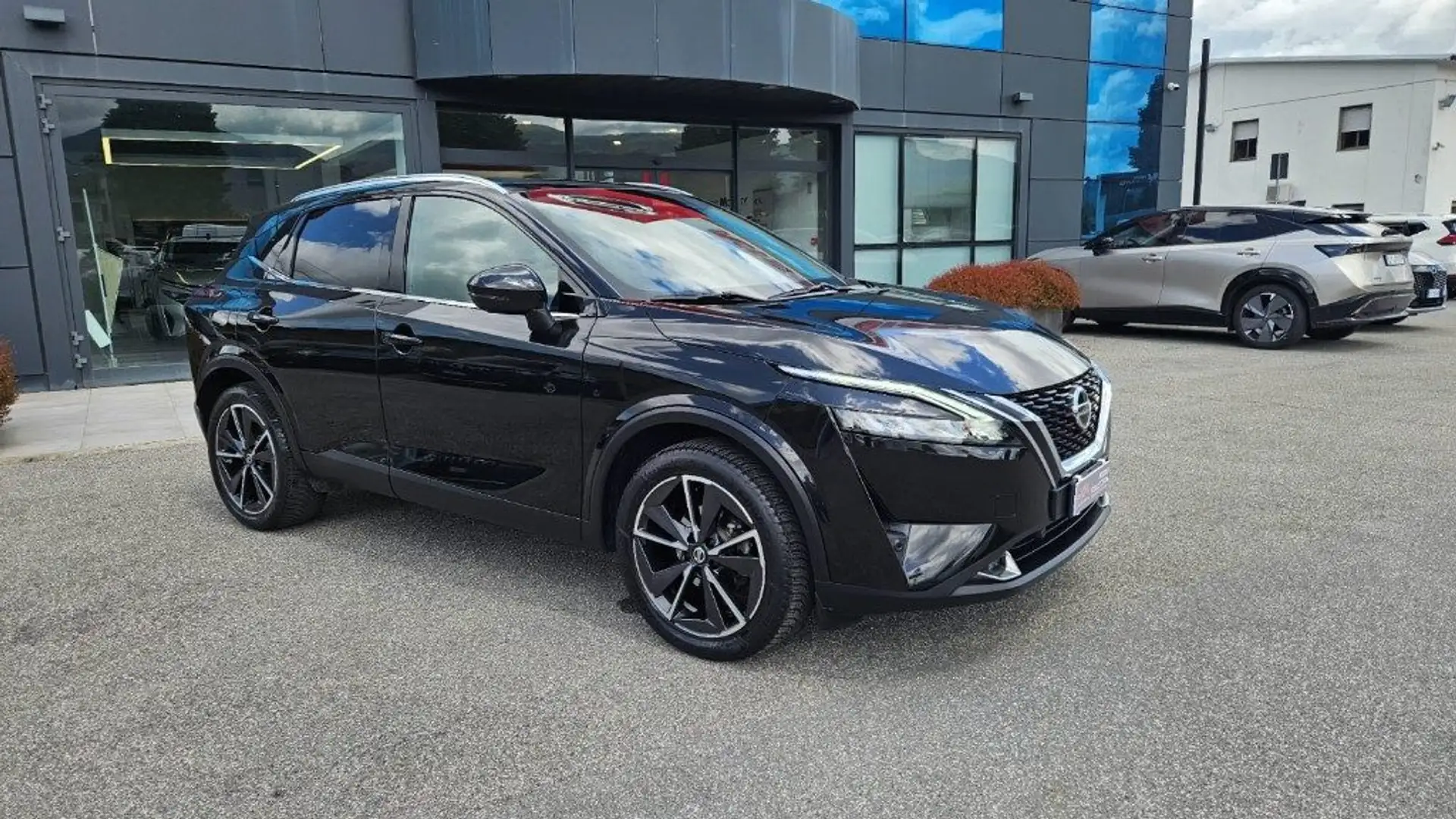 Nissan Qashqai MHEV 140 CV N-Style Schwarz - 2
