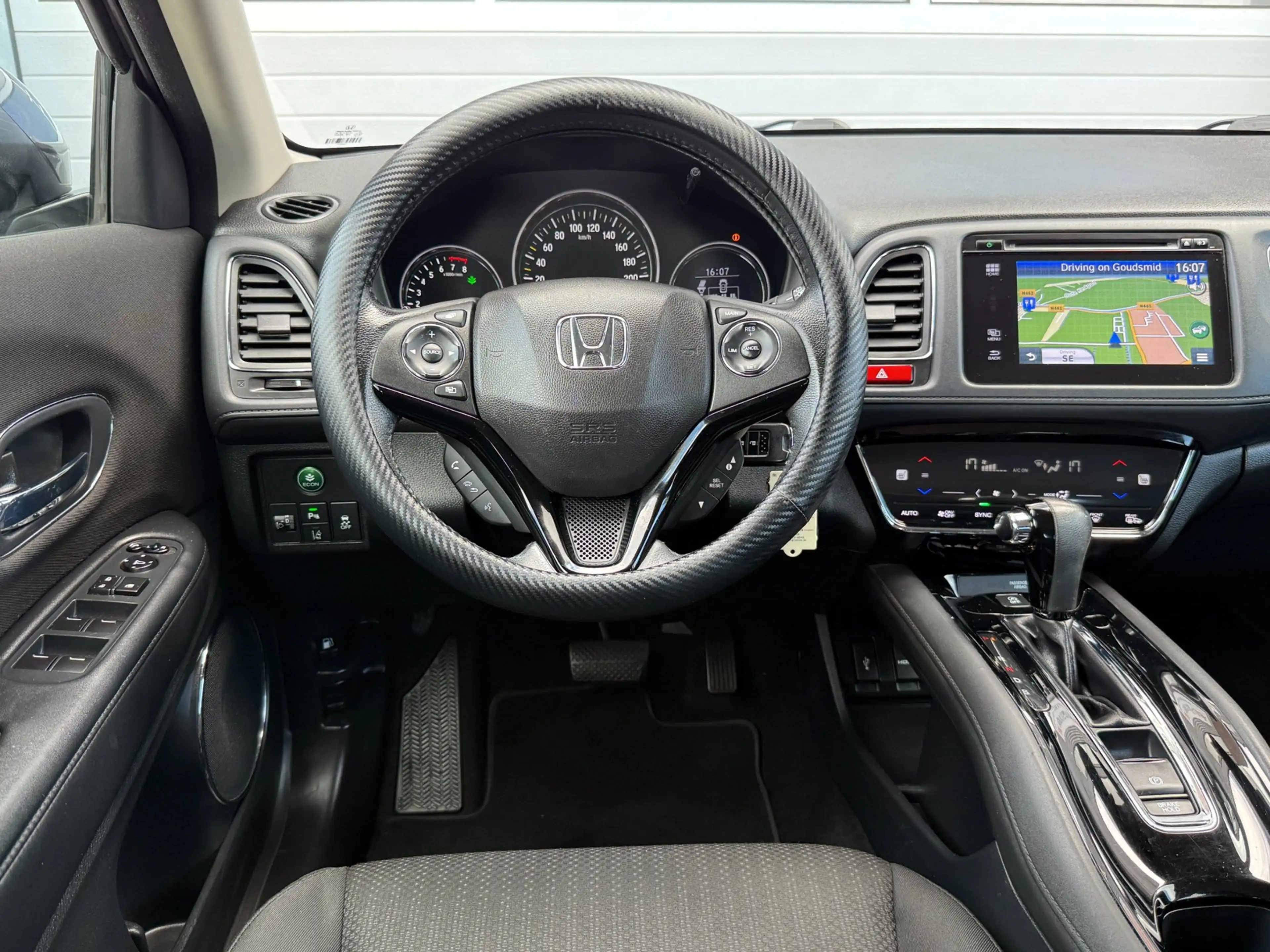 Honda HR-V 1.5 i-VTEC Elegance! Clima! Cruise Control! Navi! — photo 11