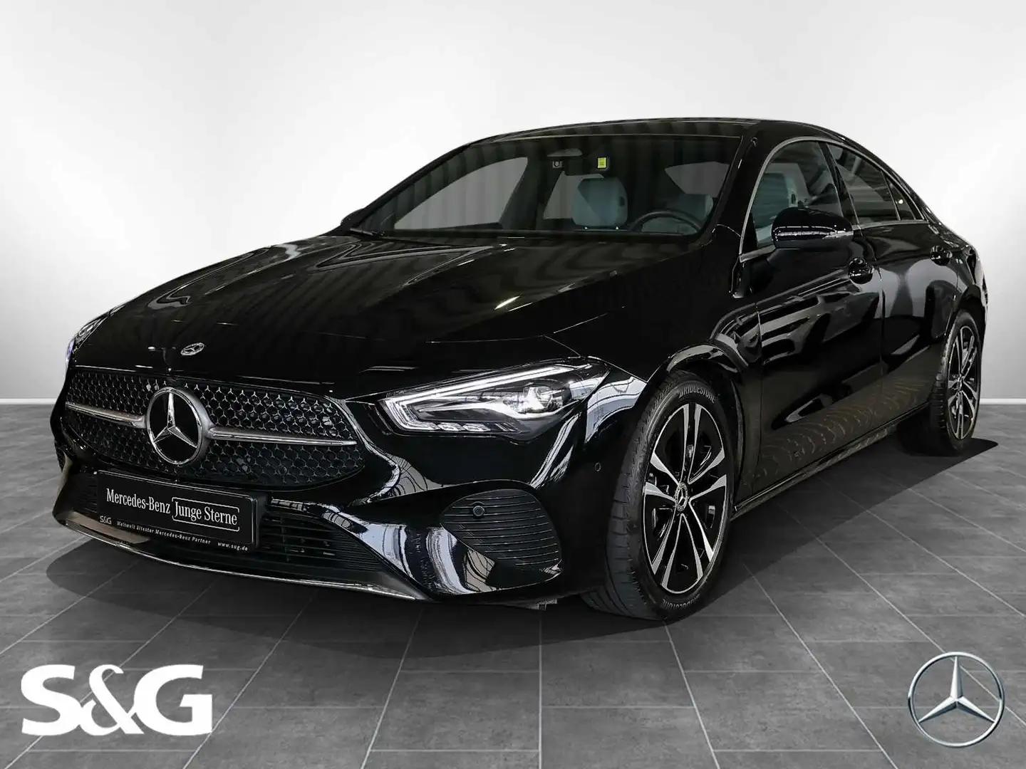 Mercedes-Benz CLA 180 Coupé PANORAMA+KAMERA+CARPLAY+LED+18" Schwarz - 1