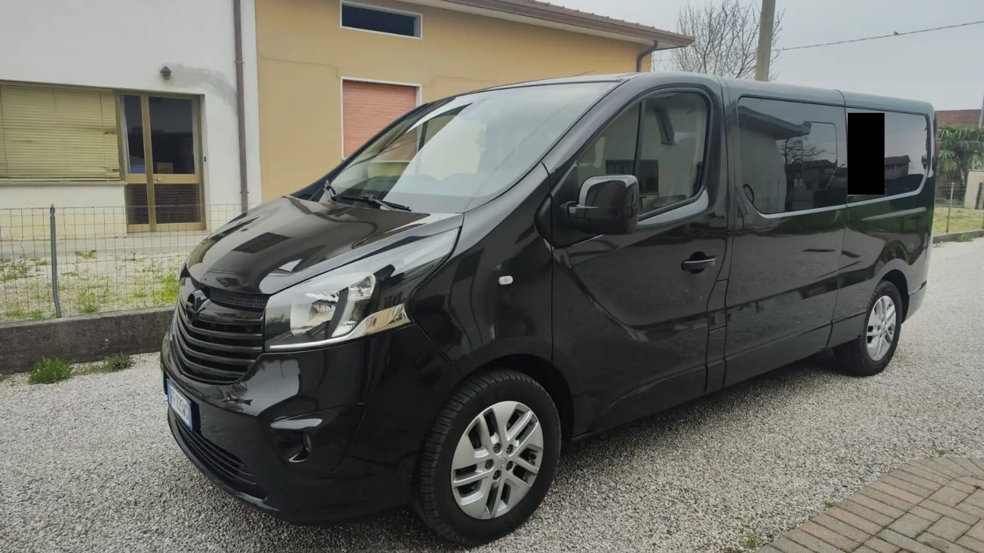 Opel Vivaro Vivaro 29 1.6 BiTurbo S&S EcoFLEX PL-TN Combi Nero - 1