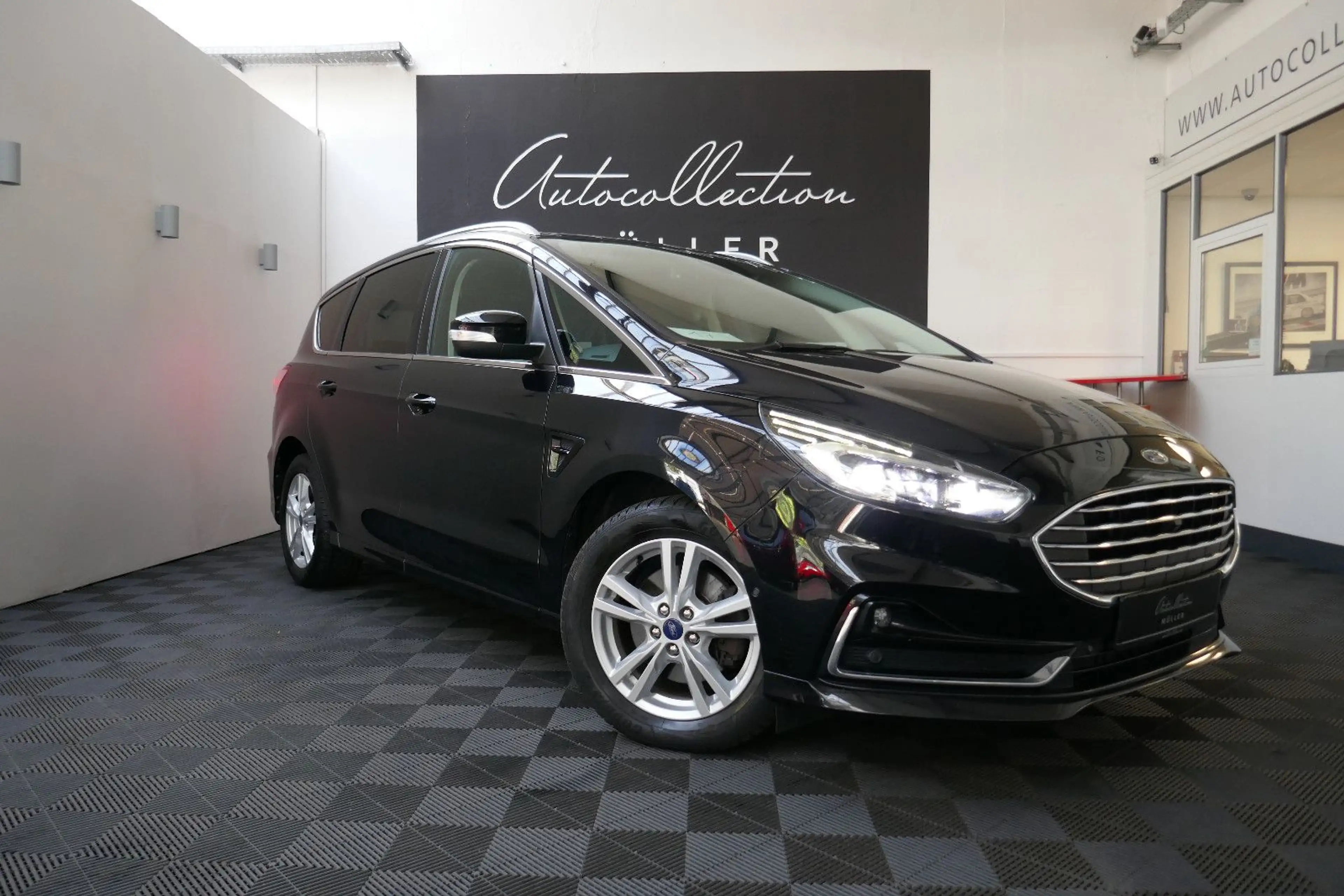 Ford S-Max Titanium *7 Sitzer*Spurhalte*Tempo*Kam* — photo 3