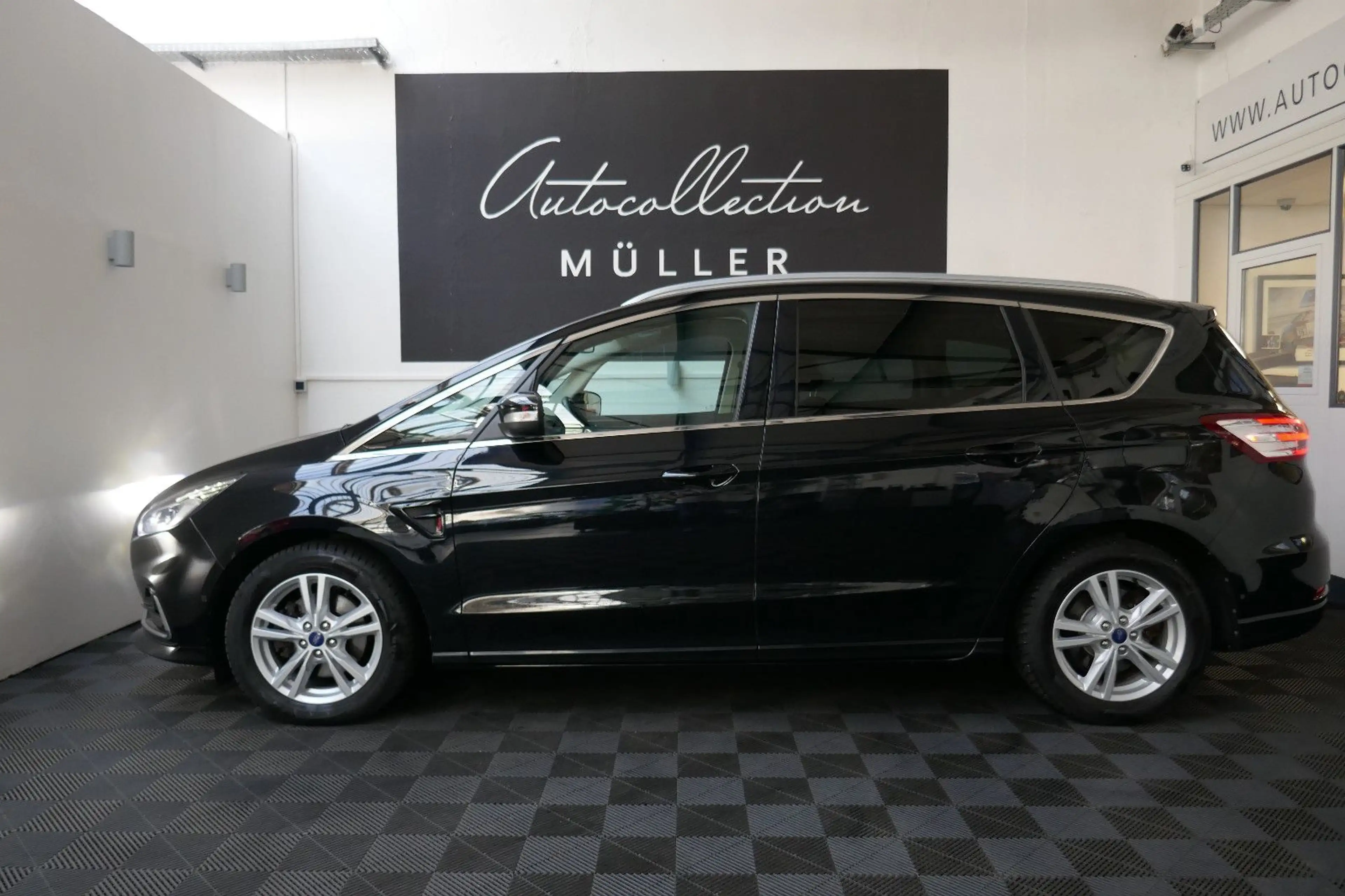 Ford S-Max Titanium *7 Sitzer*Spurhalte*Tempo*Kam* — photo 5