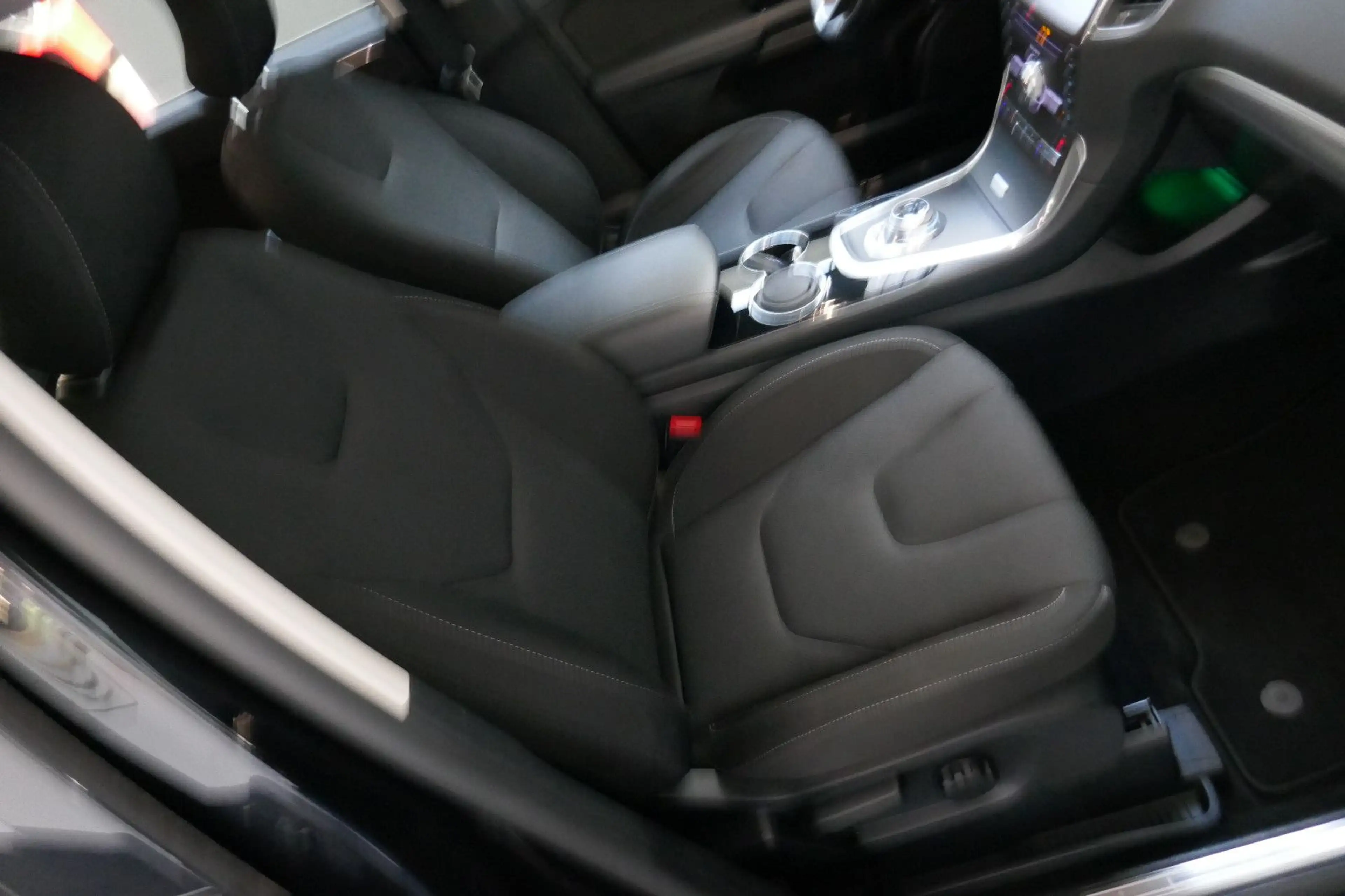 Ford S-Max Titanium *7 Sitzer*Spurhalte*Tempo*Kam* — photo 15
