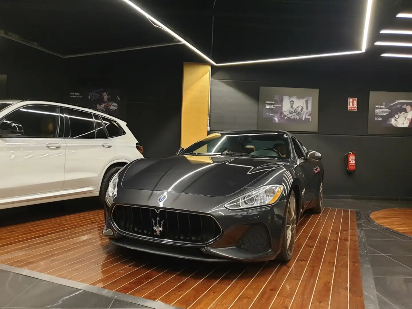 Maserati GranTurismo Aut. Gris - 1