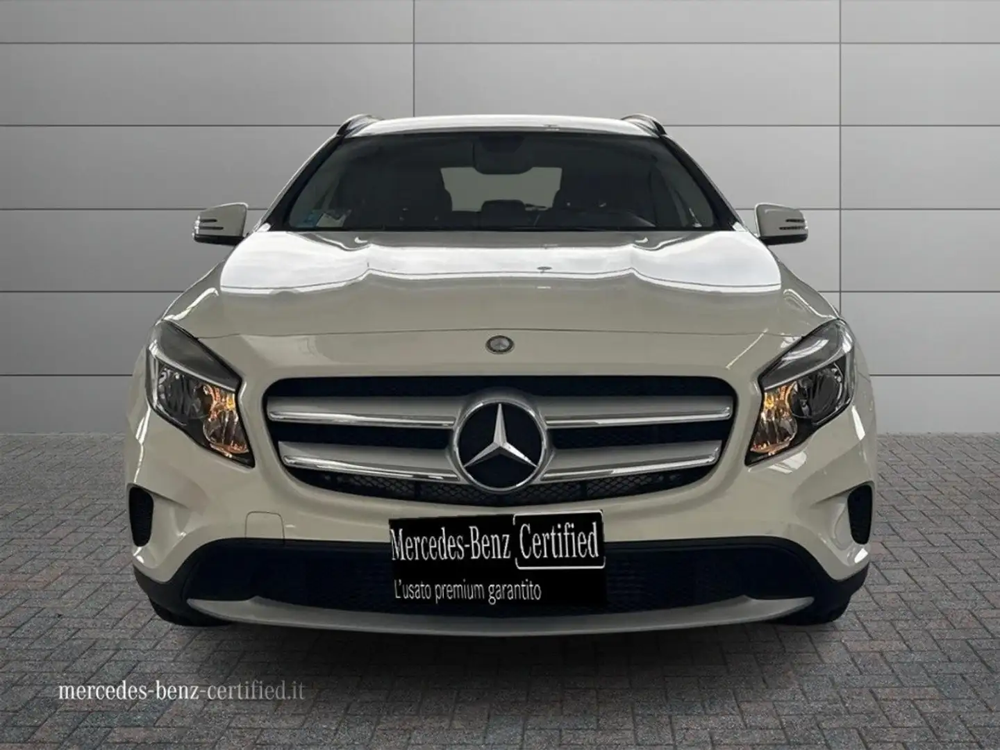 Mercedes-Benz GLA 200 200 d (cdi) Executive Bianco - 2