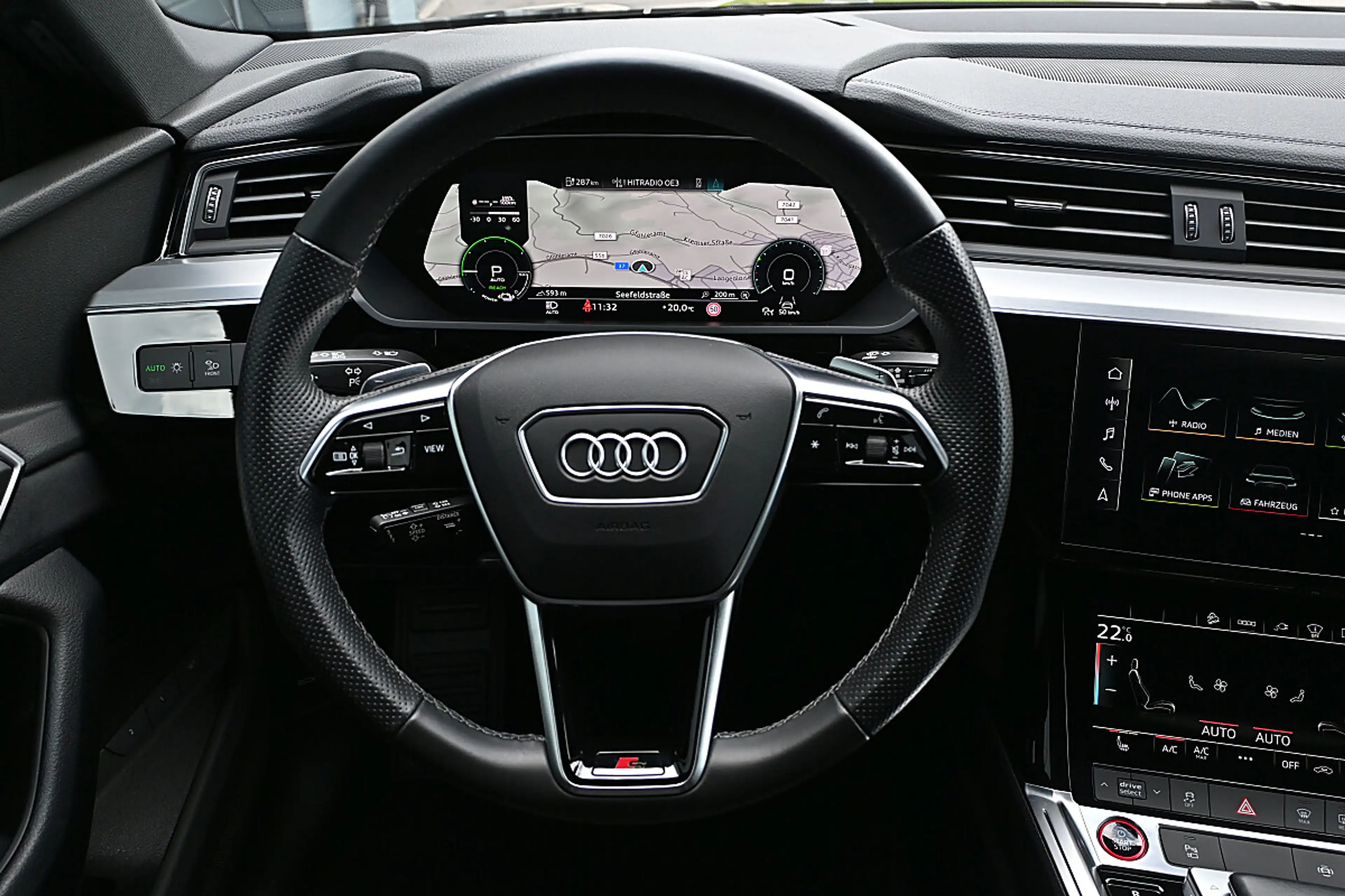 Audi e-tron quattro 95kWh S ACC, HeadUp, 360 CAM, MatrixLED... — photo 14