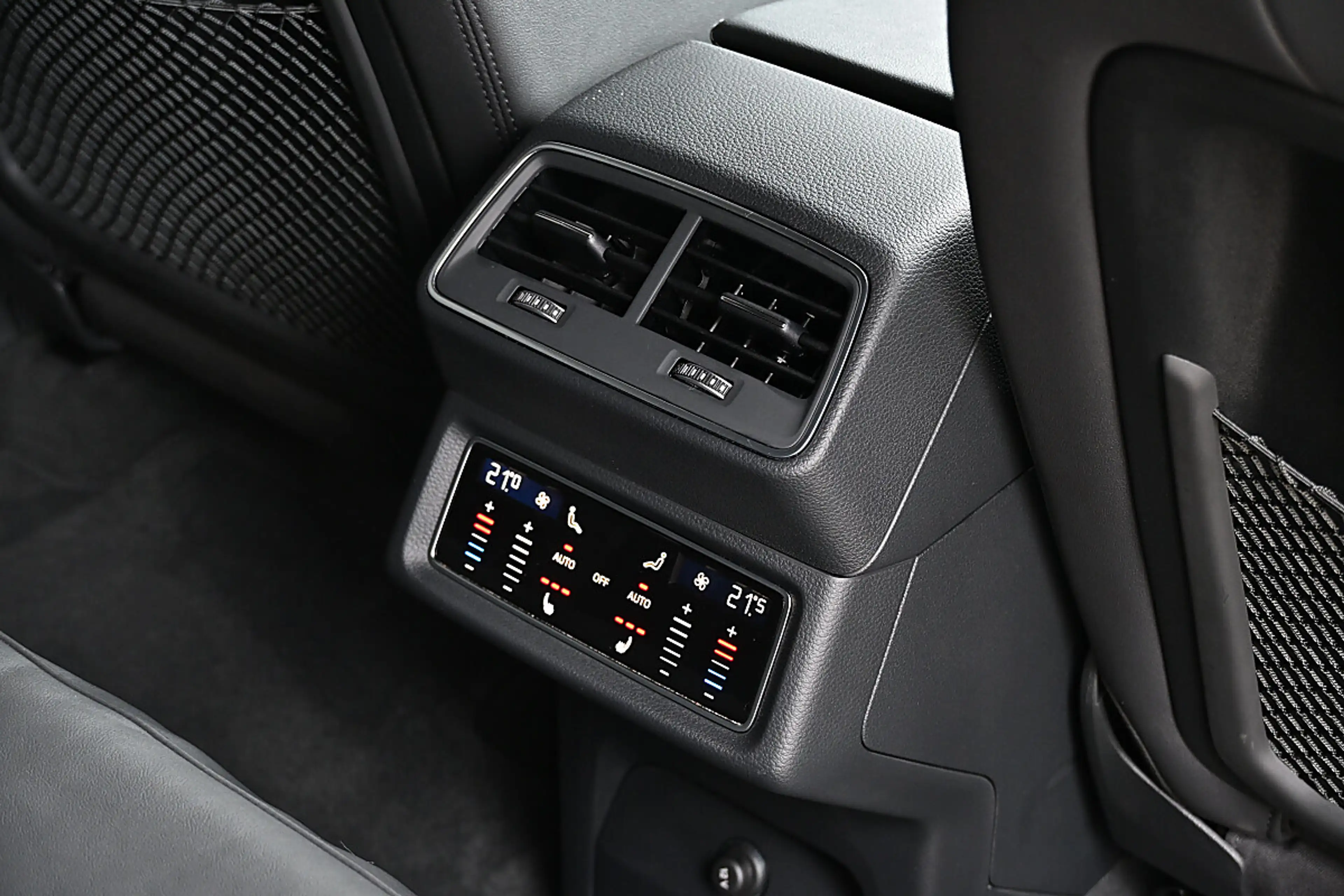 Audi e-tron quattro 95kWh S ACC, HeadUp, 360 CAM, MatrixLED... — photo 9