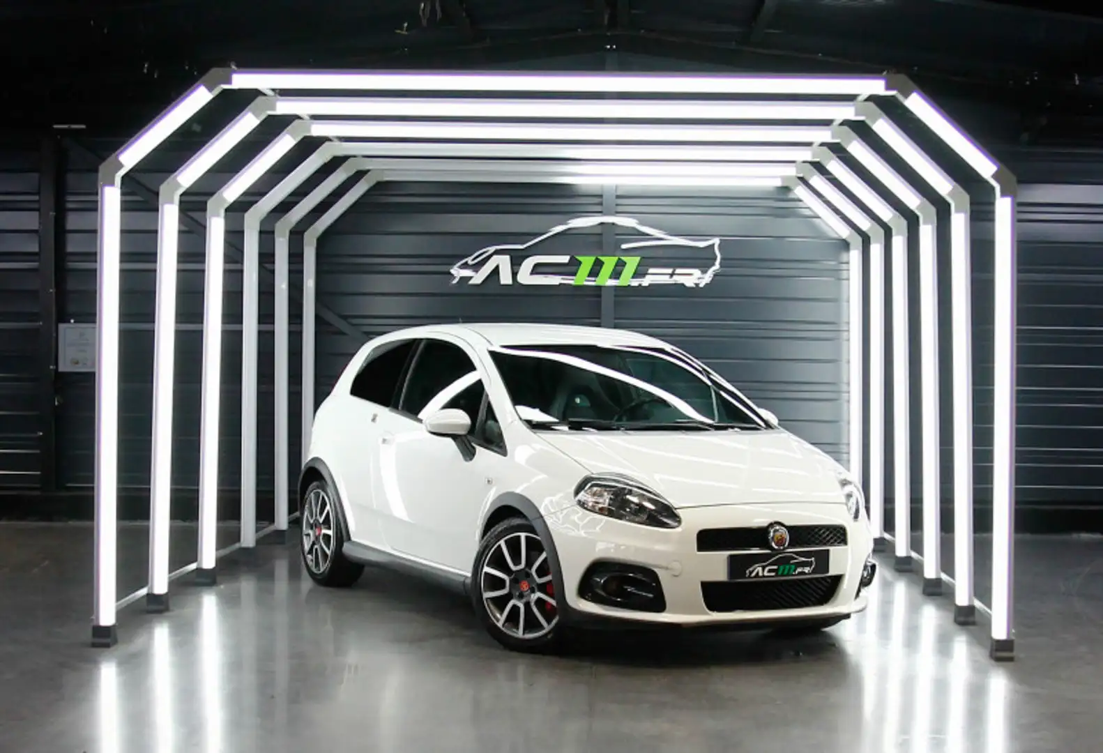 Abarth Grande Punto 1.4 TURBO T-JET 155CH ABARTH Blanco - 1