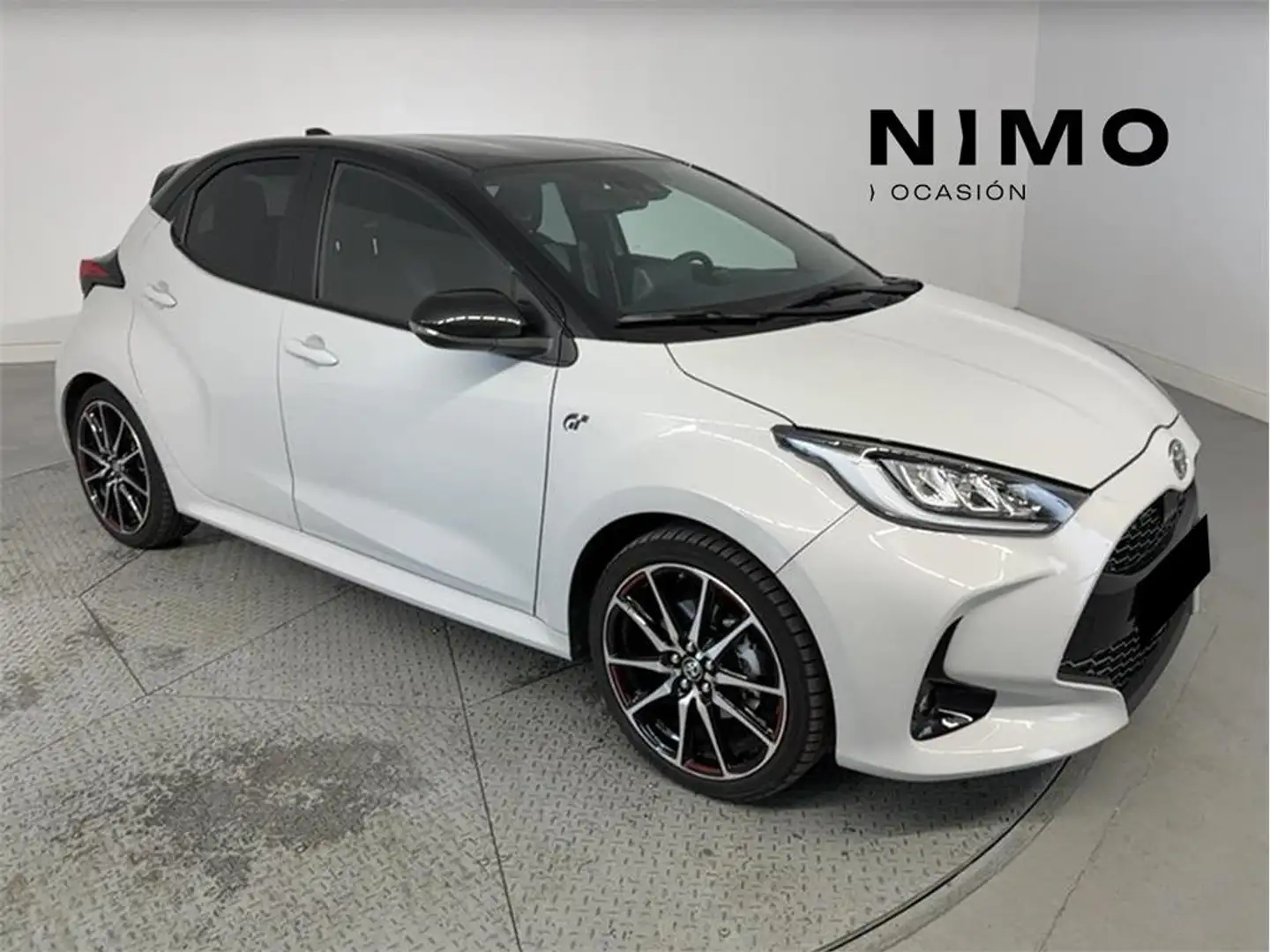 Toyota Yaris 120H 1.5 GR Sport GT7 Edition - 1