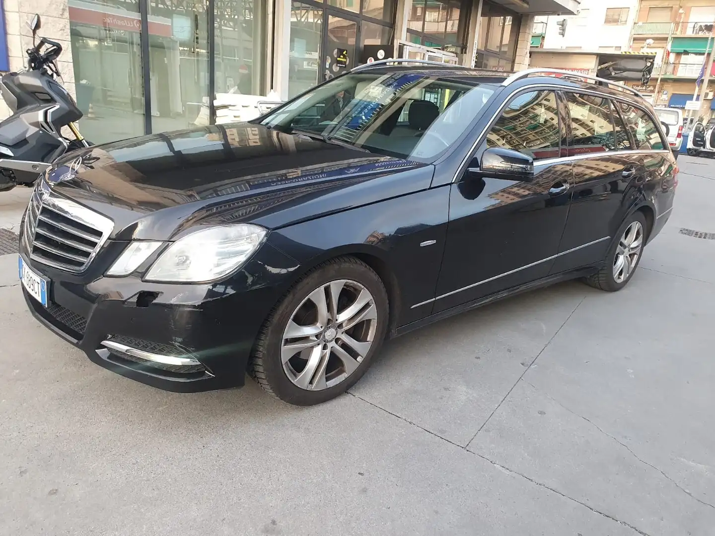 Mercedes-Benz E 220 SW cdi be Avantgarde - 2