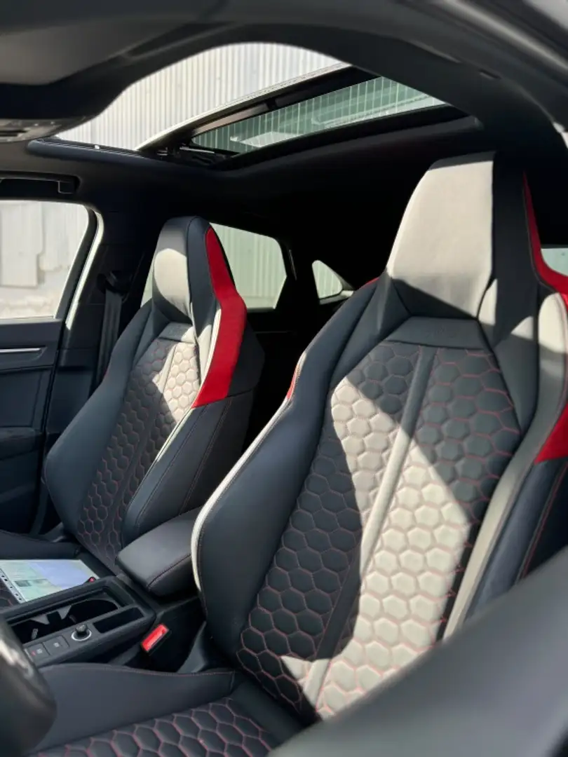 Audi RS Q3 Sportback 2.5 TFSI quattro S tronic Gris - 2