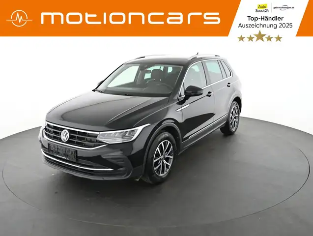 Volkswagen Tiguan main image