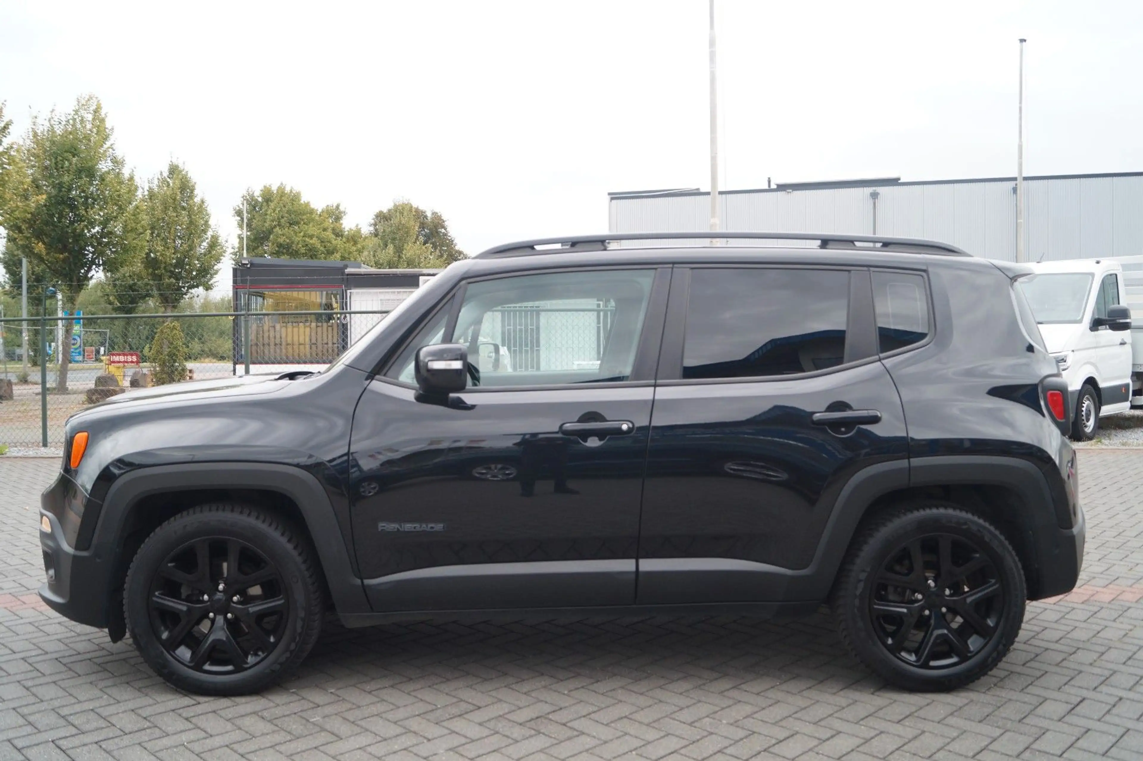 Jeep Renegade Limited *Kamera*Navi*Allwetter*Totwinke — photo 5