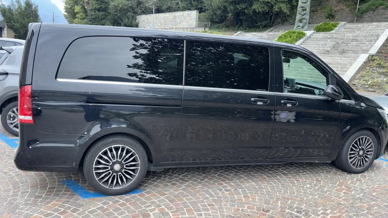 Mercedes-Benz V 250