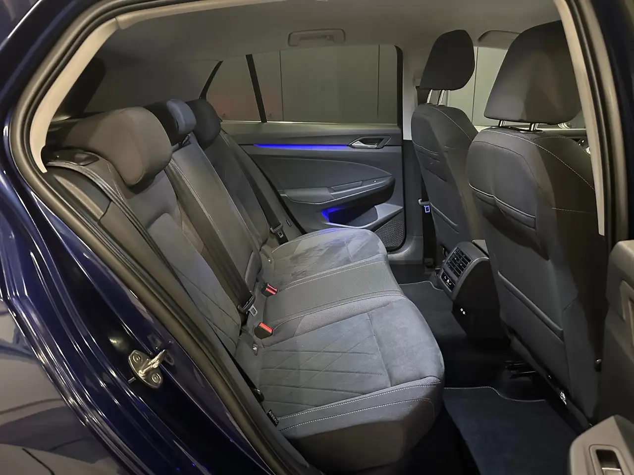Volkswagen Golf Lim. Style *190PS*18Zoll*KAMERA*Matrix/IQ*Side-Ass, миниатюра 27