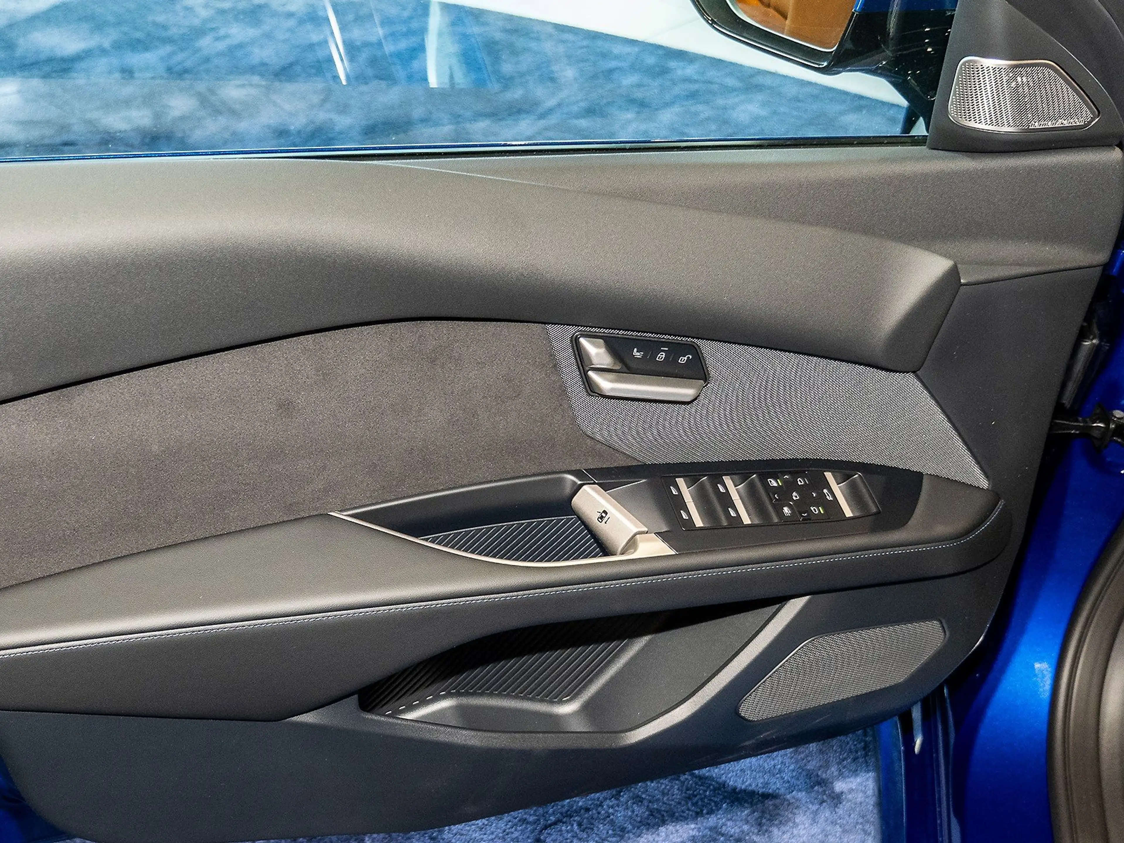 BMW i3 50 xDrive SOFORT 6.100 EUR ERSPARNIS — photo 13