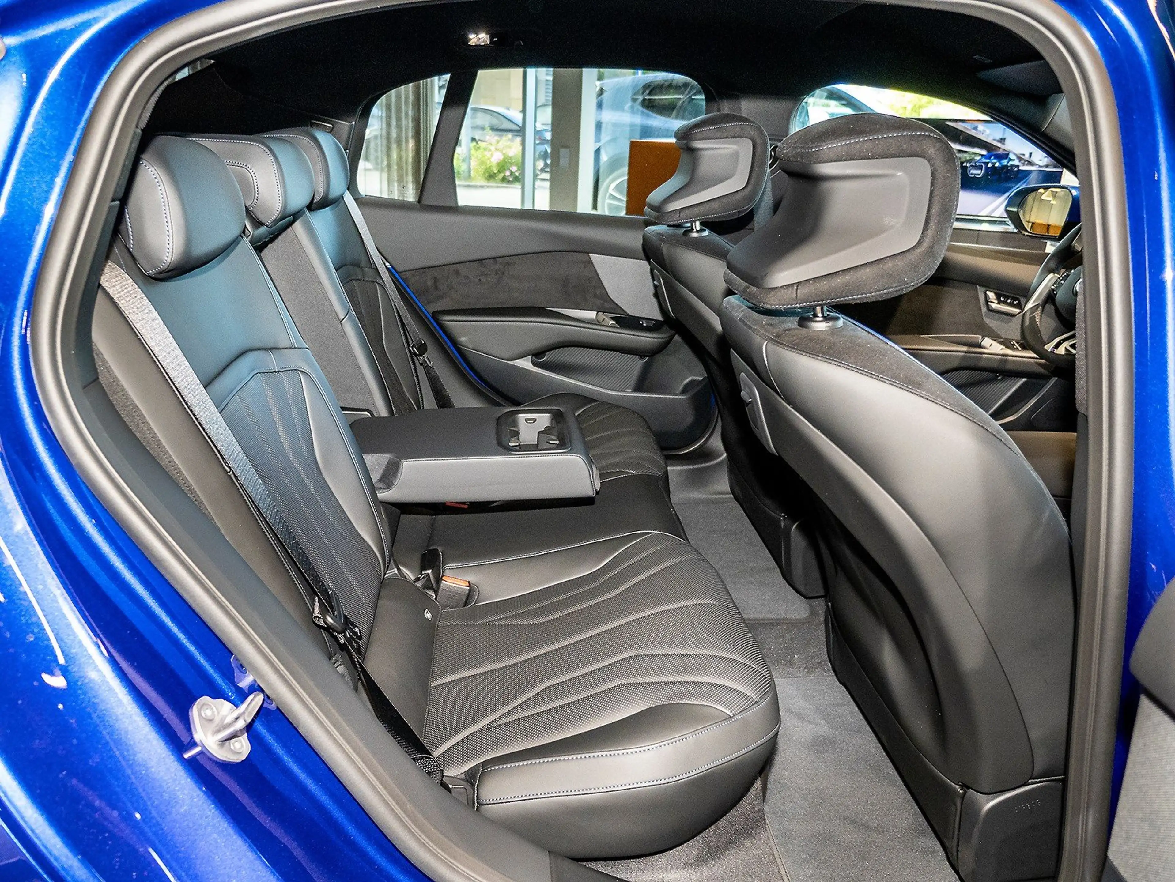 BMW i3 50 xDrive SOFORT 6.100 EUR ERSPARNIS — photo 15