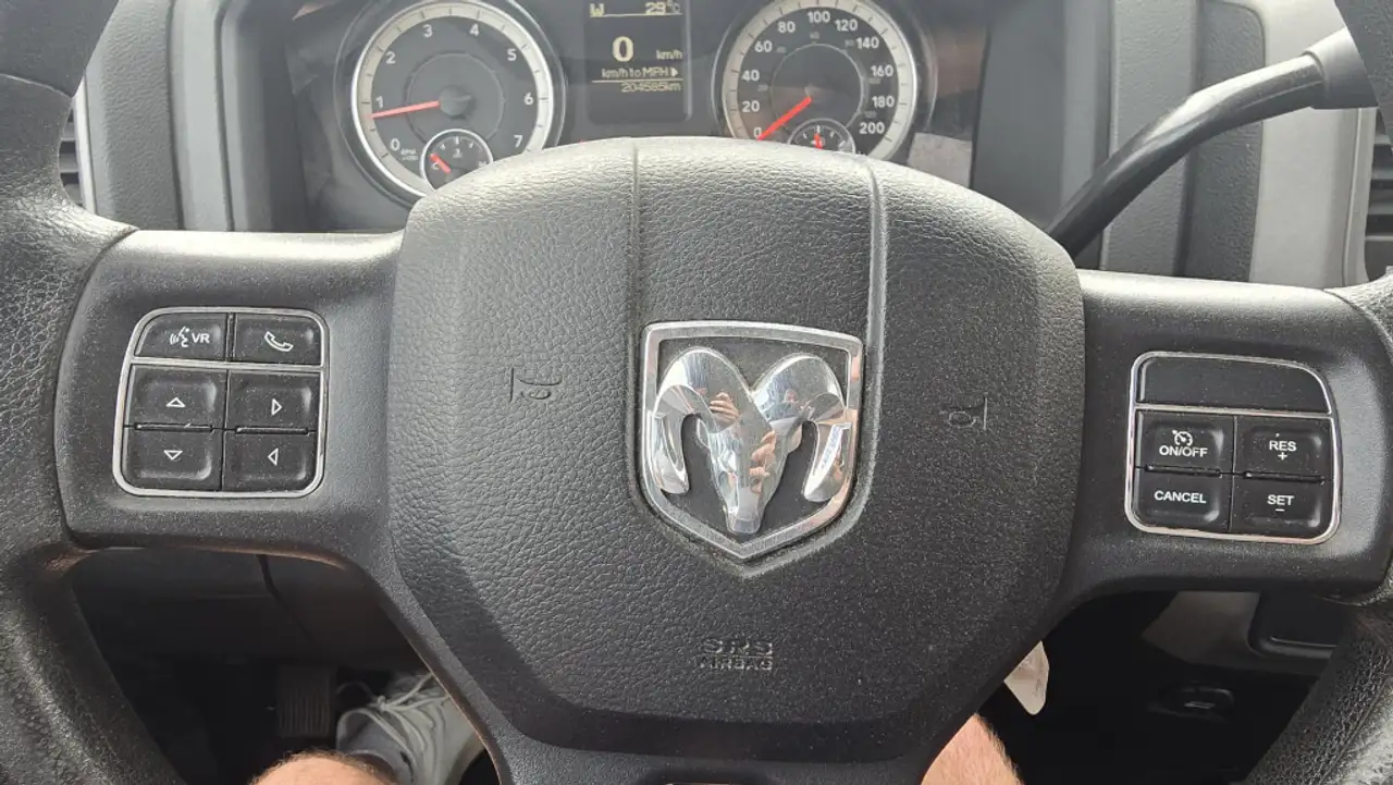 RAM 1500 снимка RAM 1500