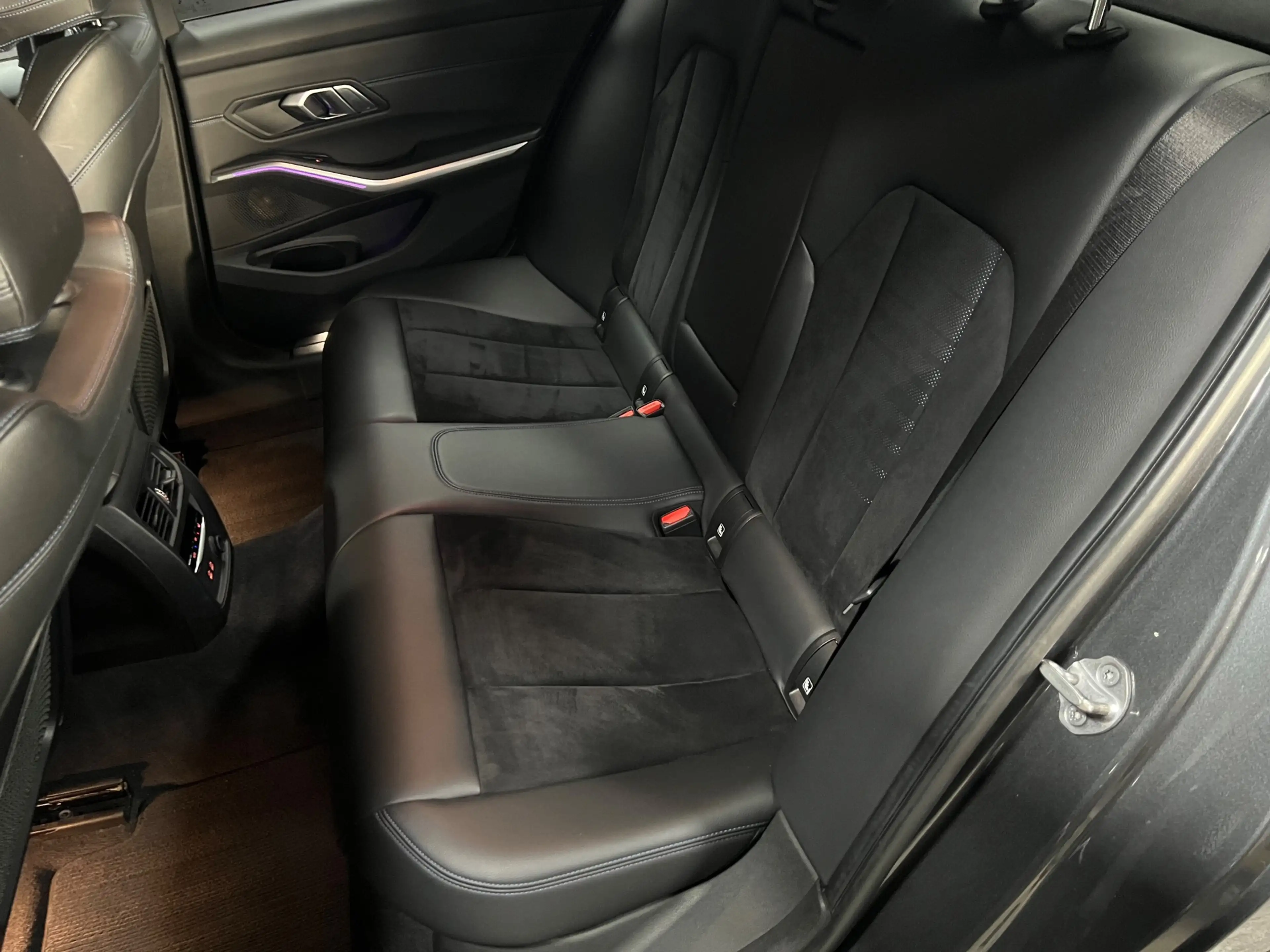 BMW 330 3-serie 330e High Executive | Camera | Alcantara | — photo 38
