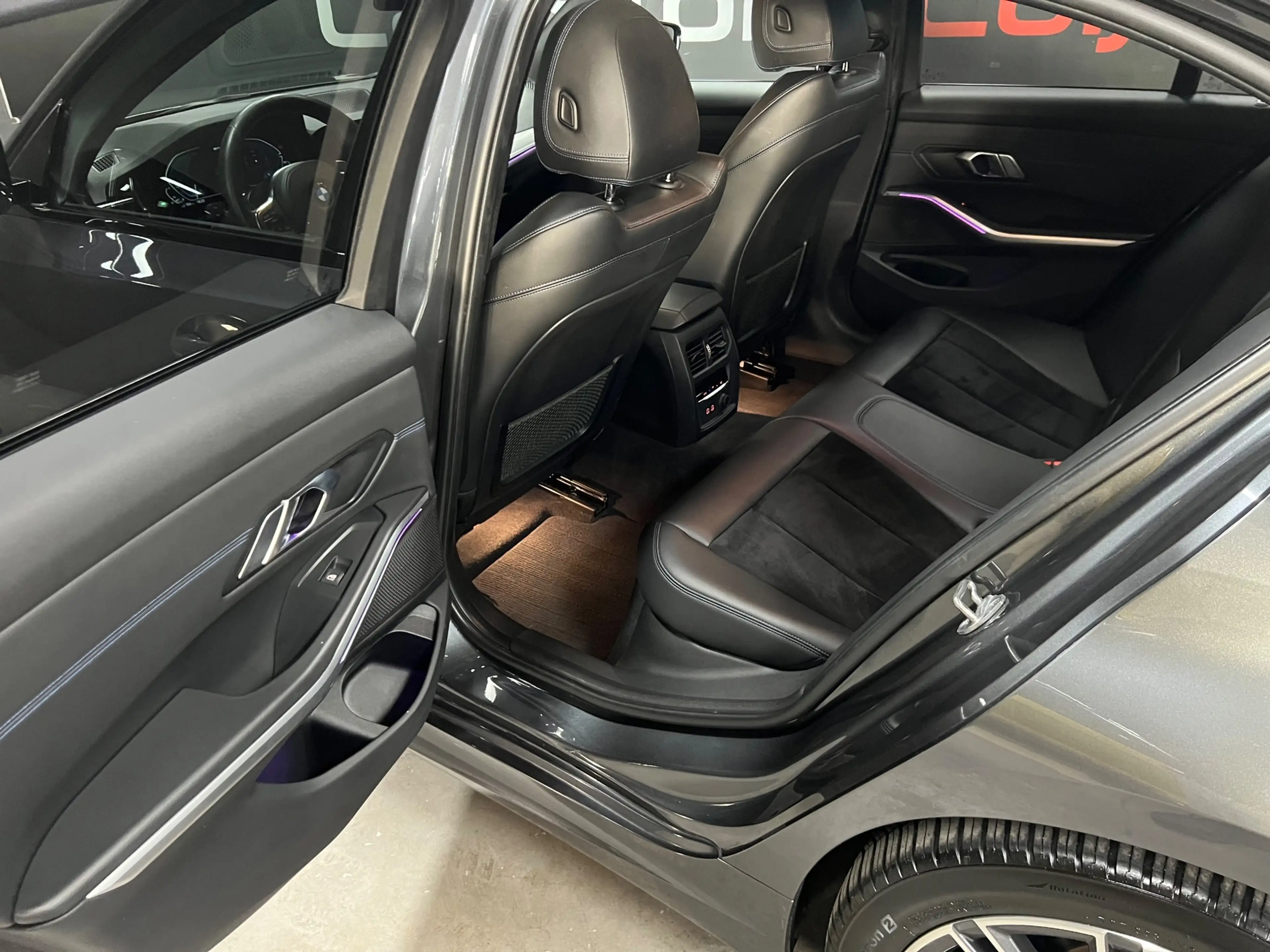 BMW 330 3-serie 330e High Executive | Camera | Alcantara | — photo 37
