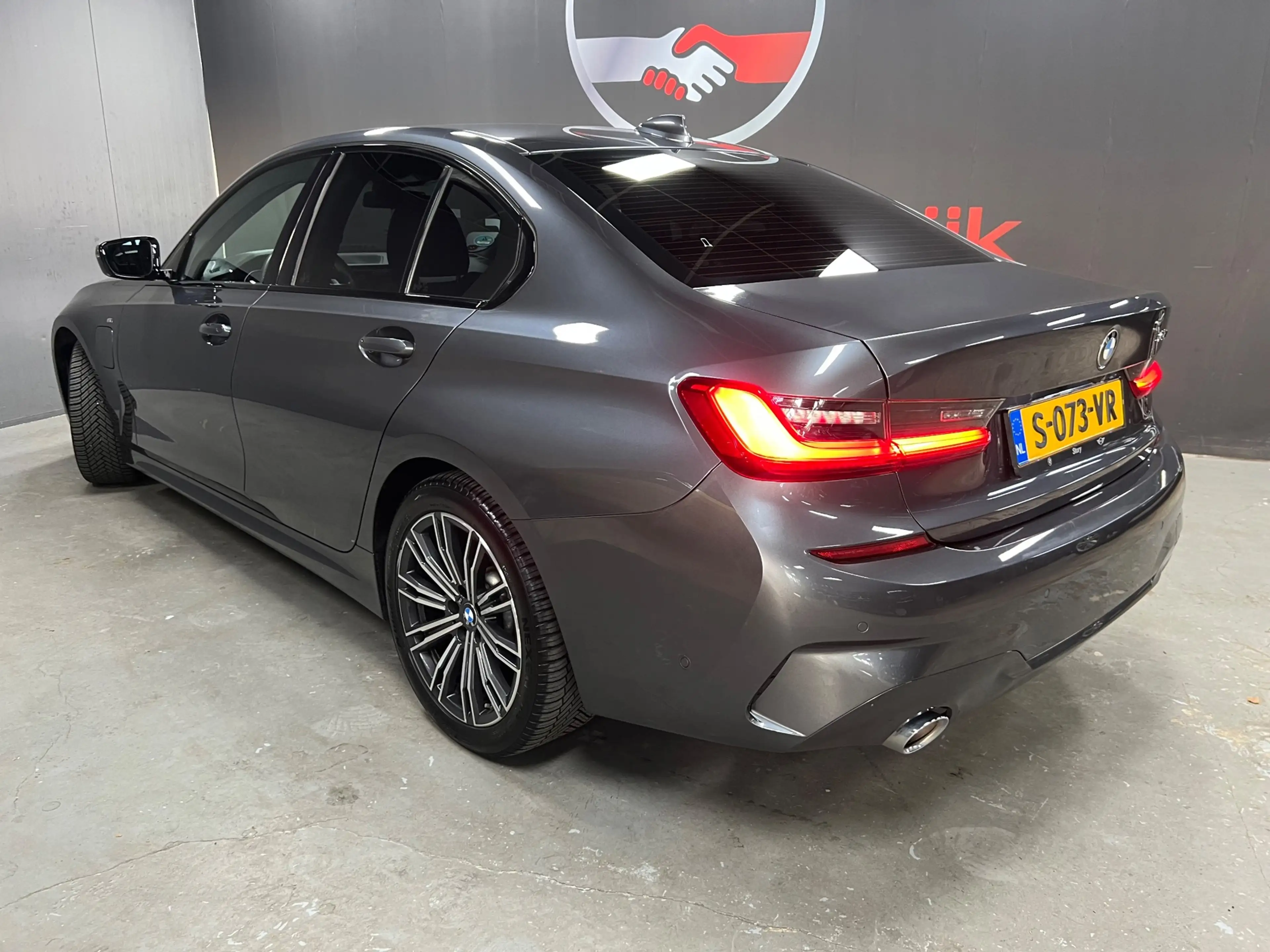 BMW 330 3-serie 330e High Executive | Camera | Alcantara | — photo 8