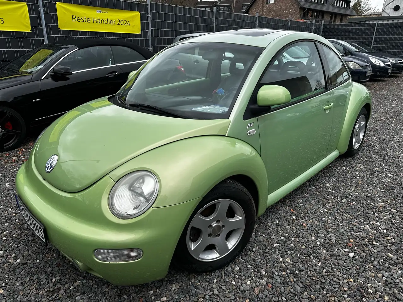 Volkswagen New Beetle
