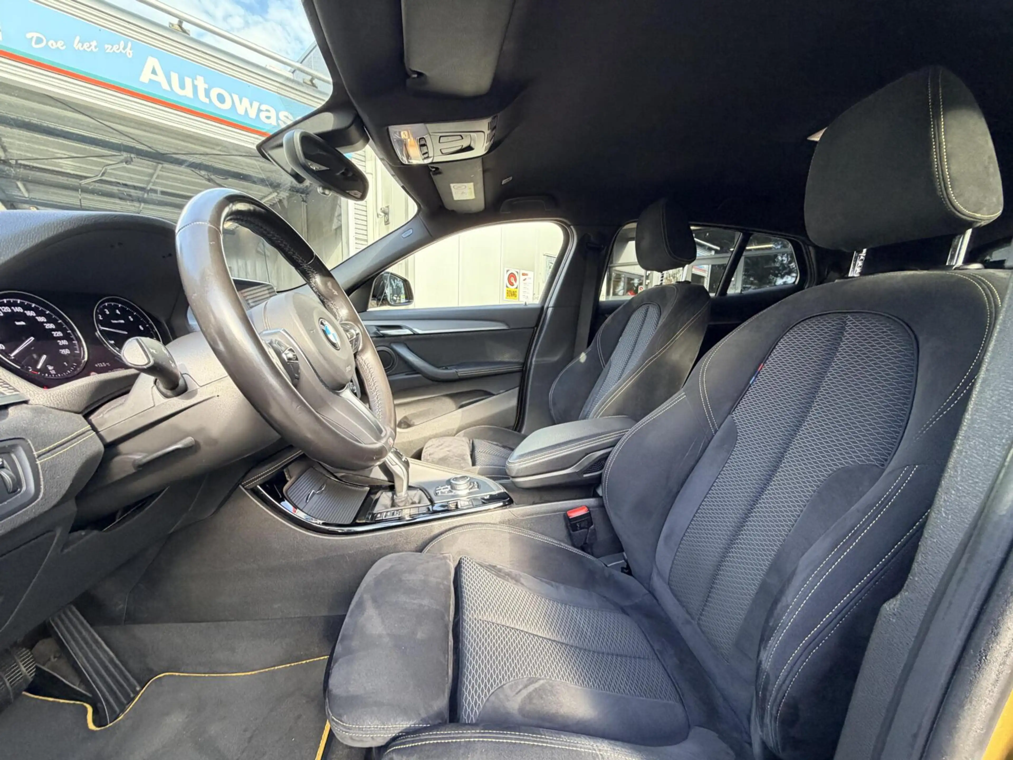BMW X2 sDrive18i Executive | Automaat | M Sport | Trekhaa — photo 3
