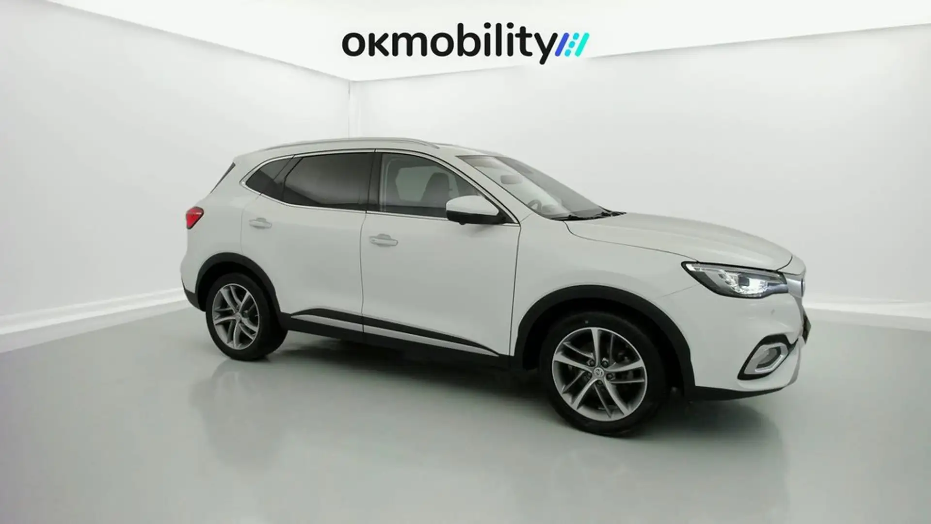 MG HS 1.5 T-GDI Luxury Blanco - 2