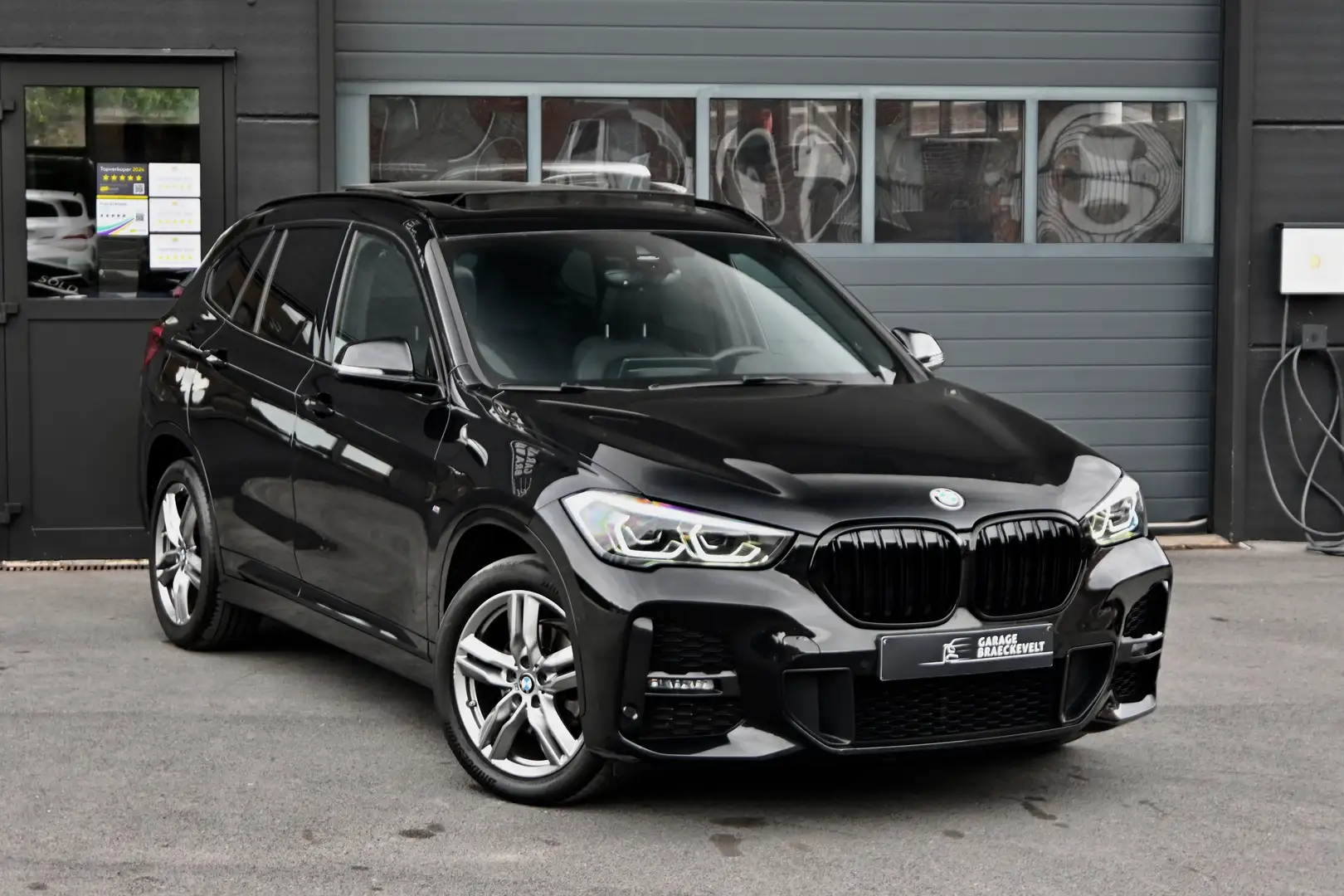BMW X1 1.8iA Mpack Facelift - Panodak - Camera -HUD - LED Zwart - 2