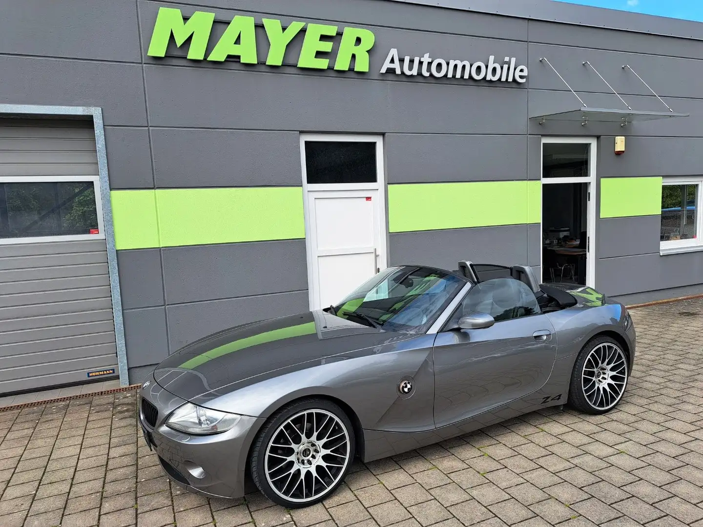 BMW Z4 Baureihe Z4 Roadster 3.0i "Leder-Navi-Sport" Grau - 1