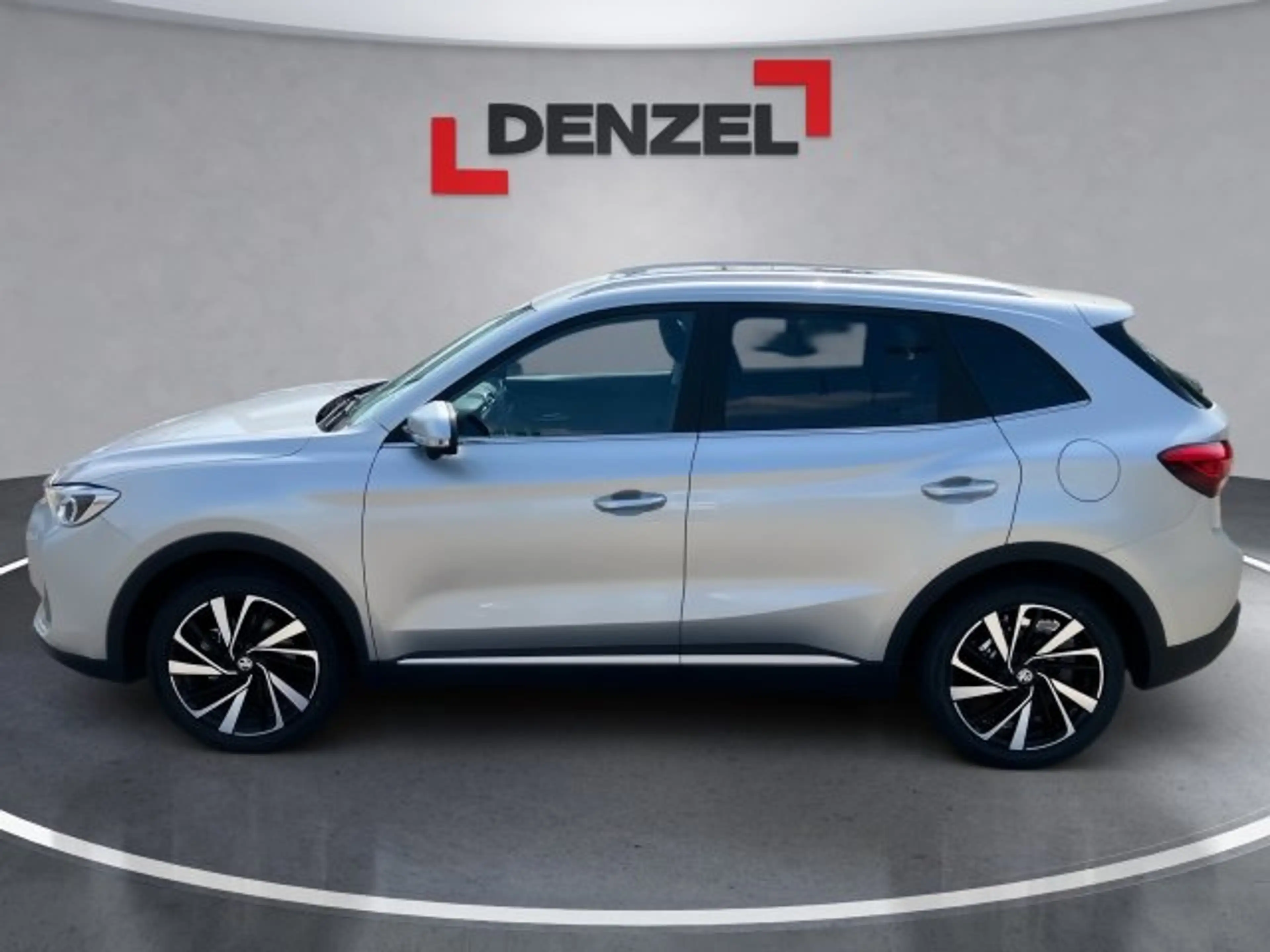 MG ZS HEV Luxury MY26 — photo 2