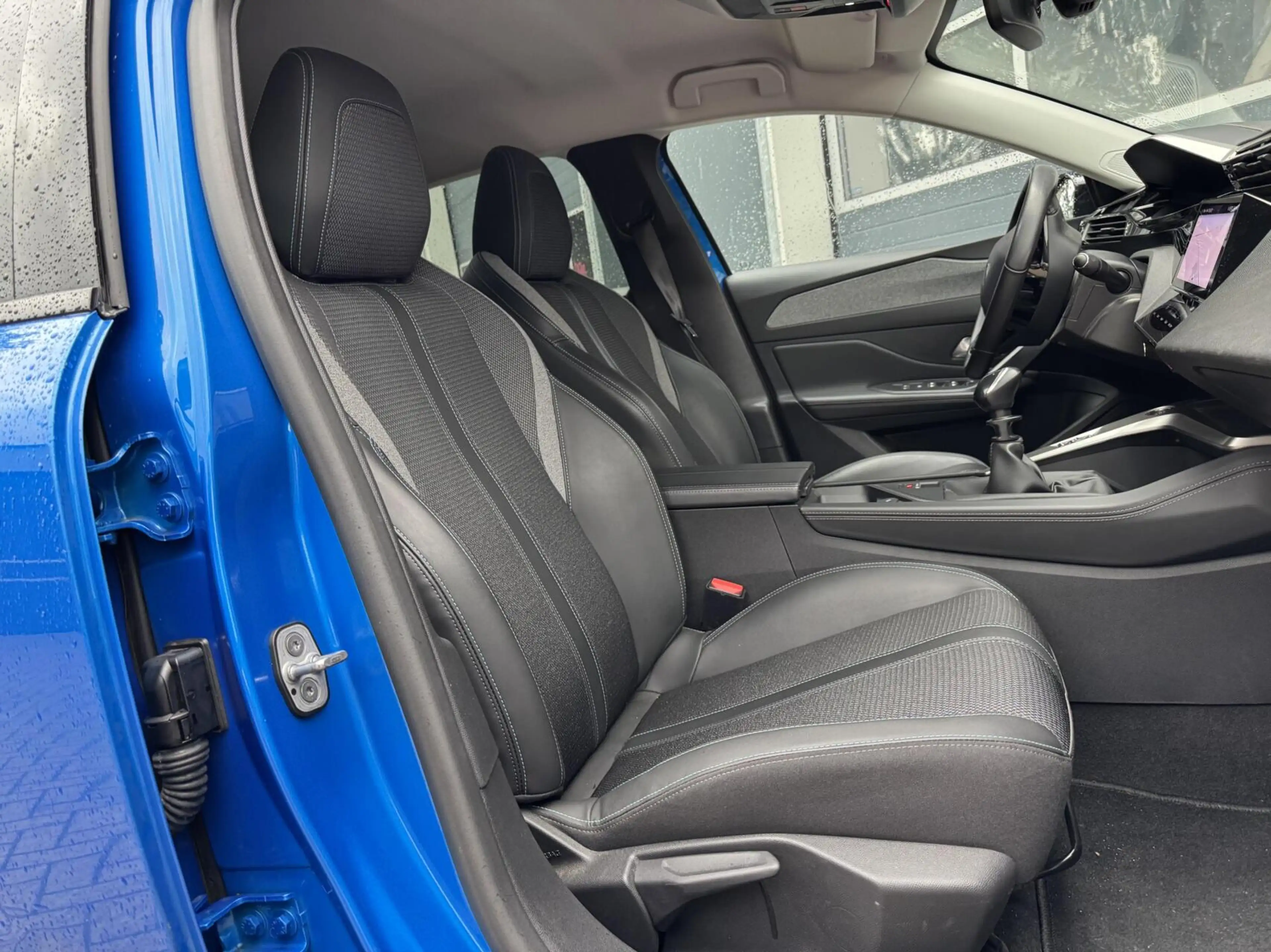 Peugeot 308 1.2 PureTech Allure — photo 19