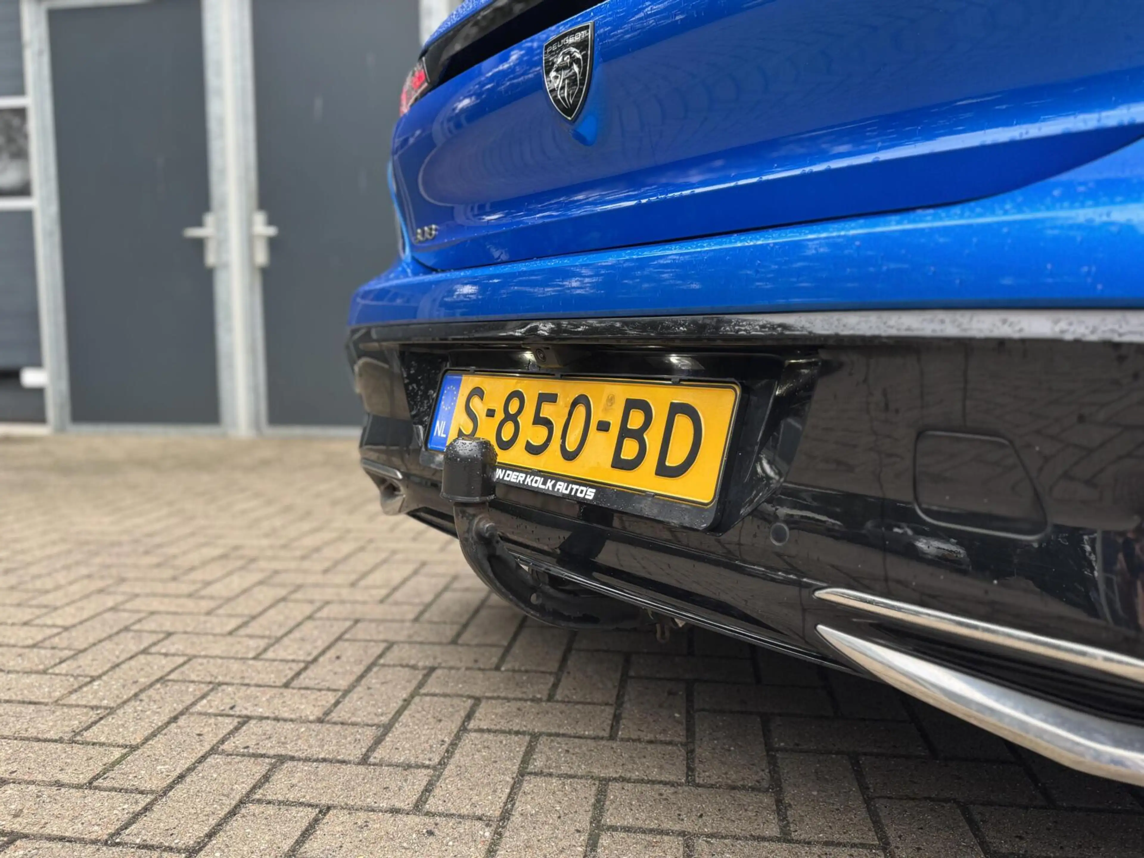 Peugeot 308 1.2 PureTech Allure — photo 21
