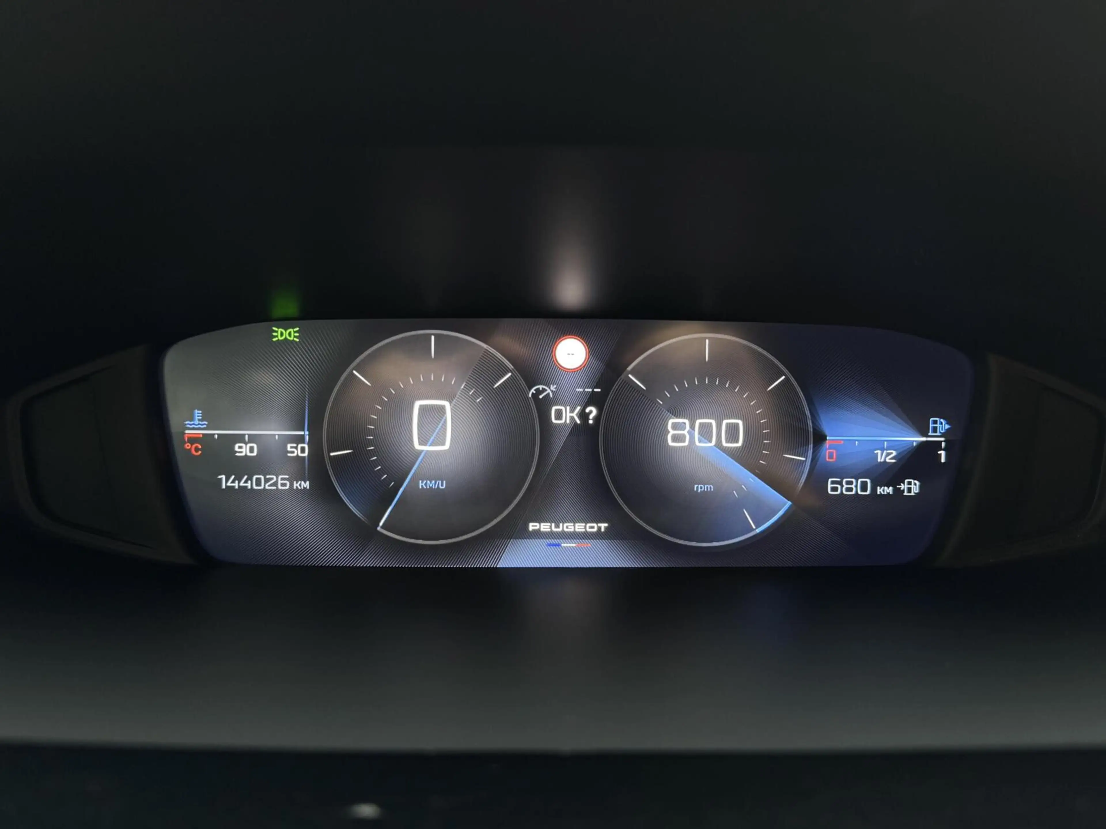 Peugeot 308 1.2 PureTech Allure — photo 9