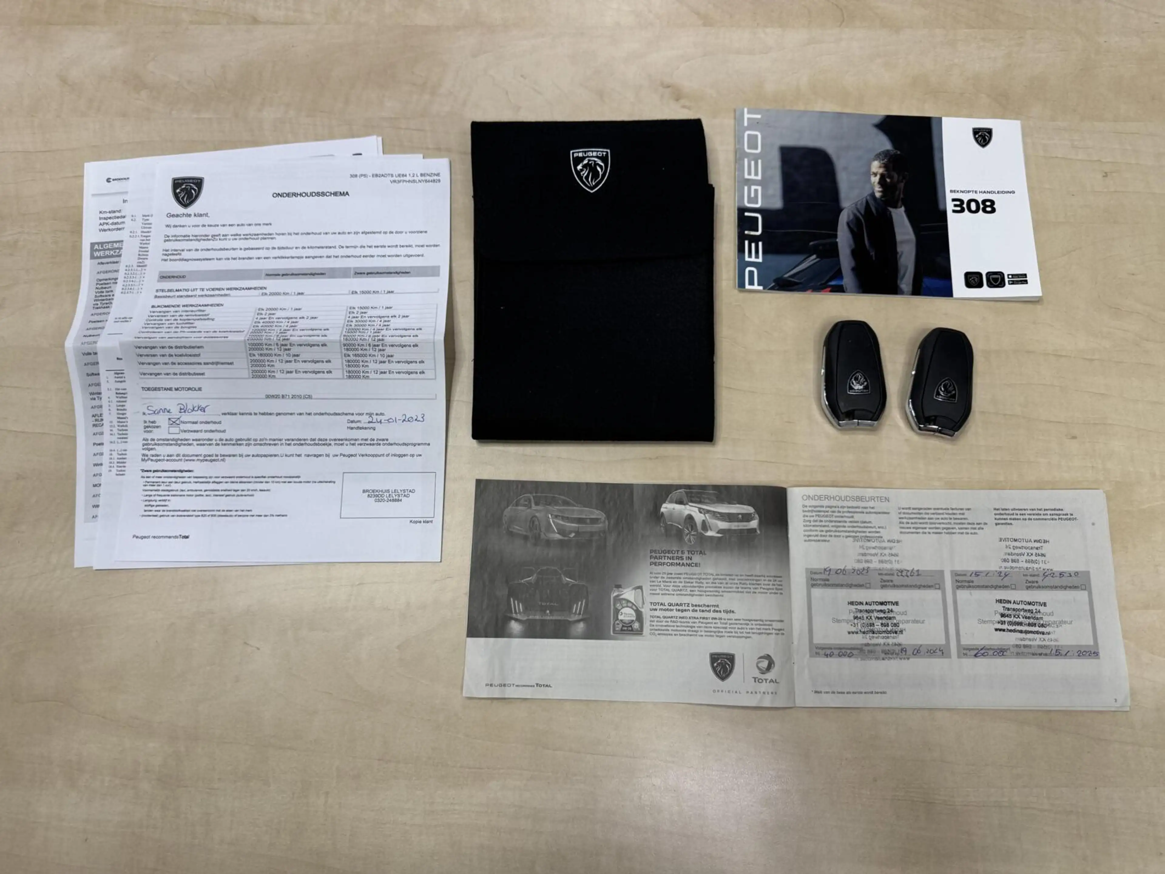 Peugeot 308 1.2 PureTech Allure — photo 4