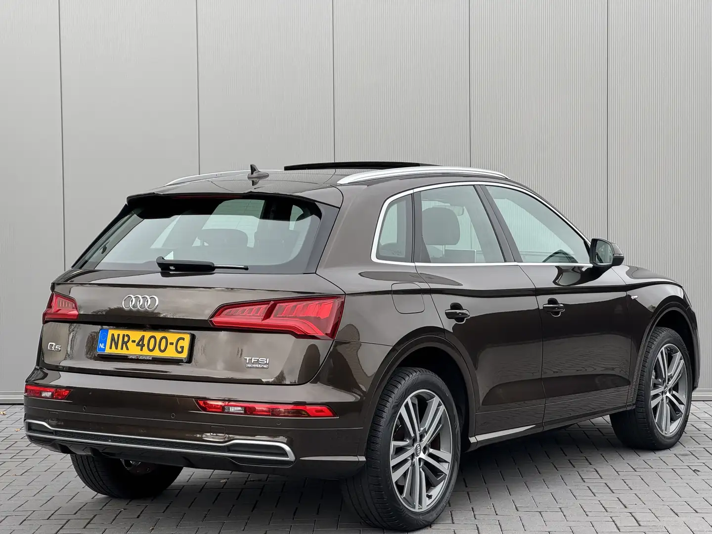 Audi Q5 2.0 TFSI quattro S Line Launch Edition | Panorama Bruin - 2