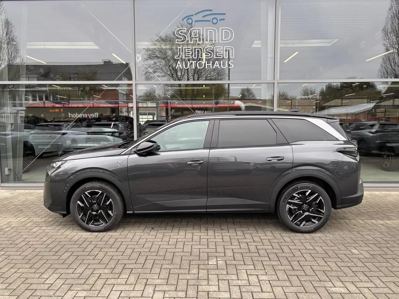 Peugeot 5008 GT Exclus.145 MHEV EAT 7-Sitz AHK Navi 360, миниатюра 2