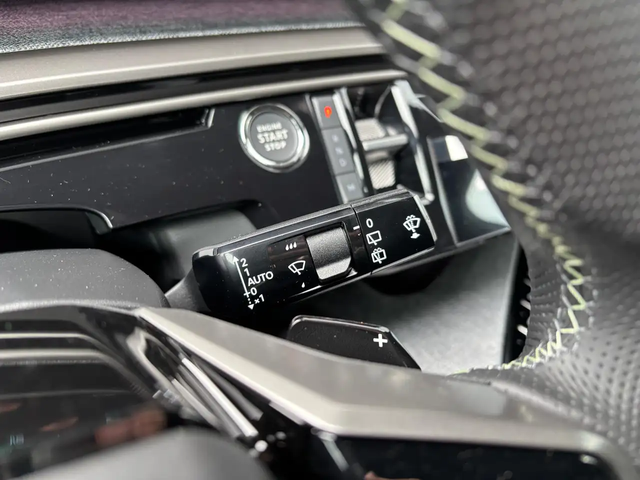 Peugeot 5008 GT Exclus.145 MHEV EAT 7-Sitz AHK Navi 360, миниатюра 19