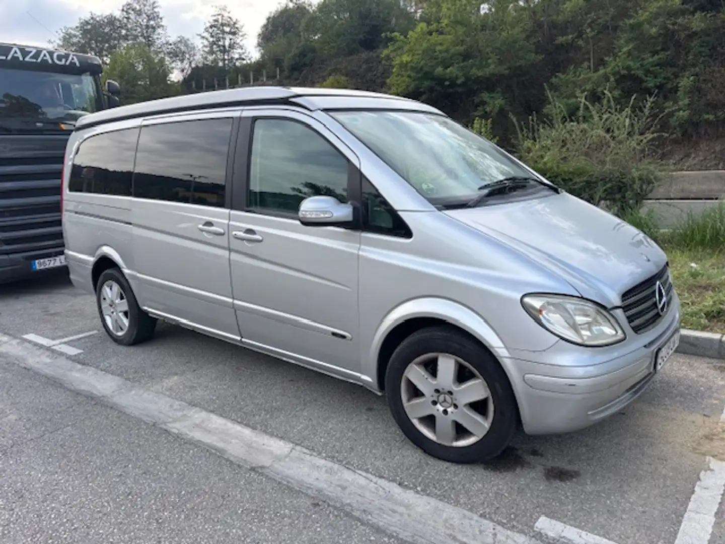 Mercedes-Benz Viano Monovolumen Automático de 4 Puertas Argent - 2