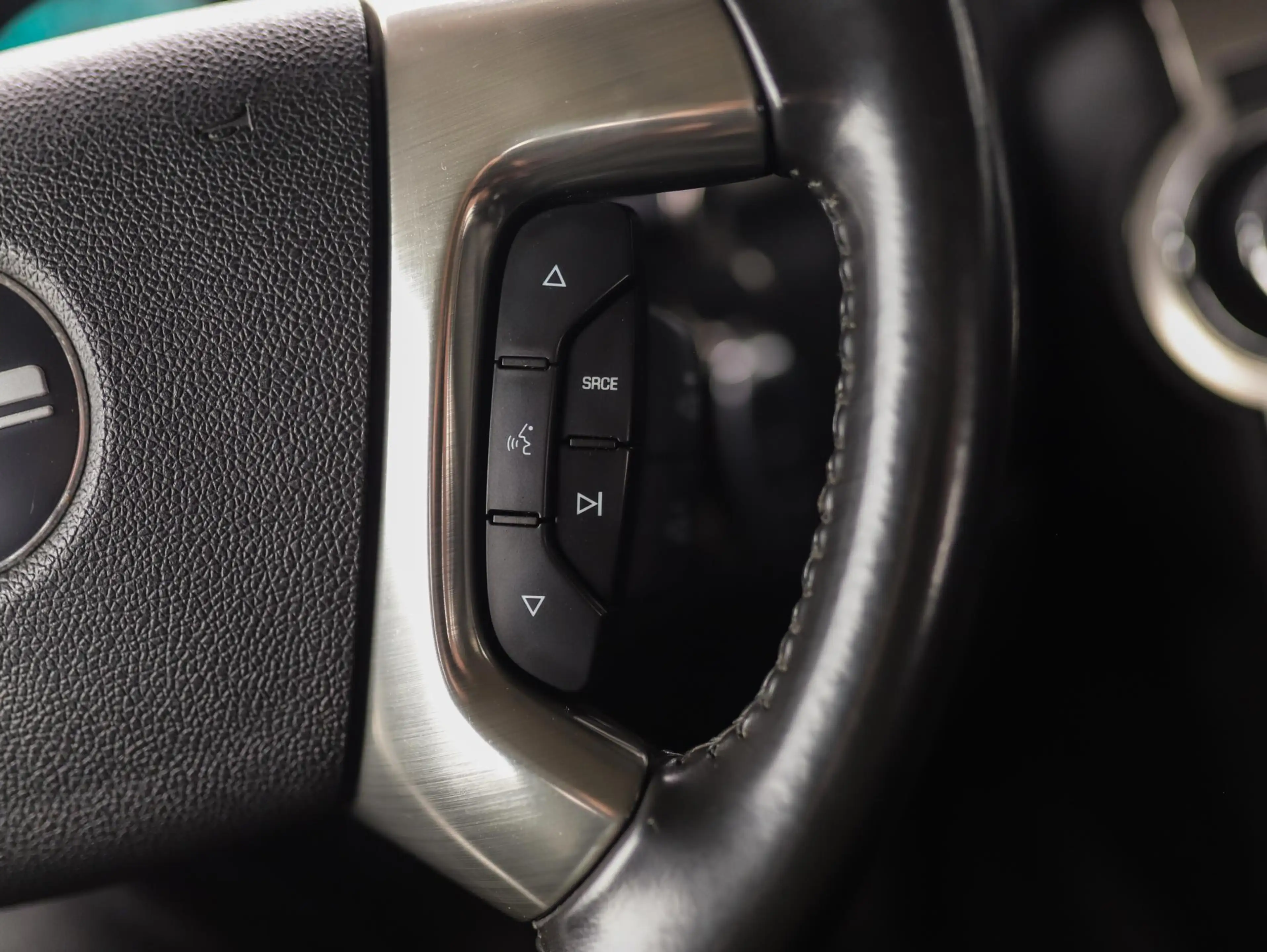 HUMMER H2 6.2 V8 SUT Luxury Limited | Pano | Bose | Camera | — photo 44