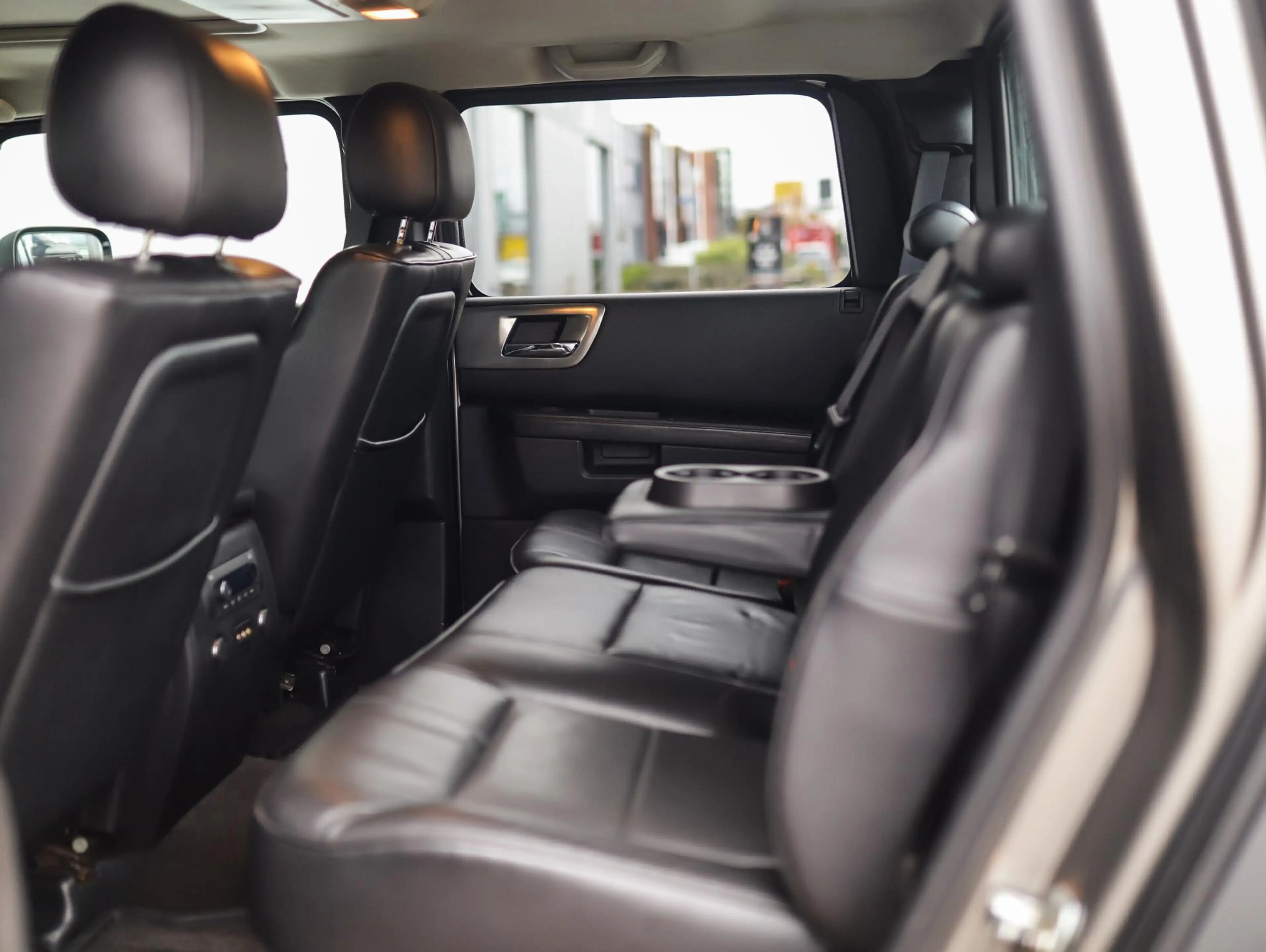 HUMMER H2 6.2 V8 SUT Luxury Limited | Pano | Bose | Camera | — photo 24